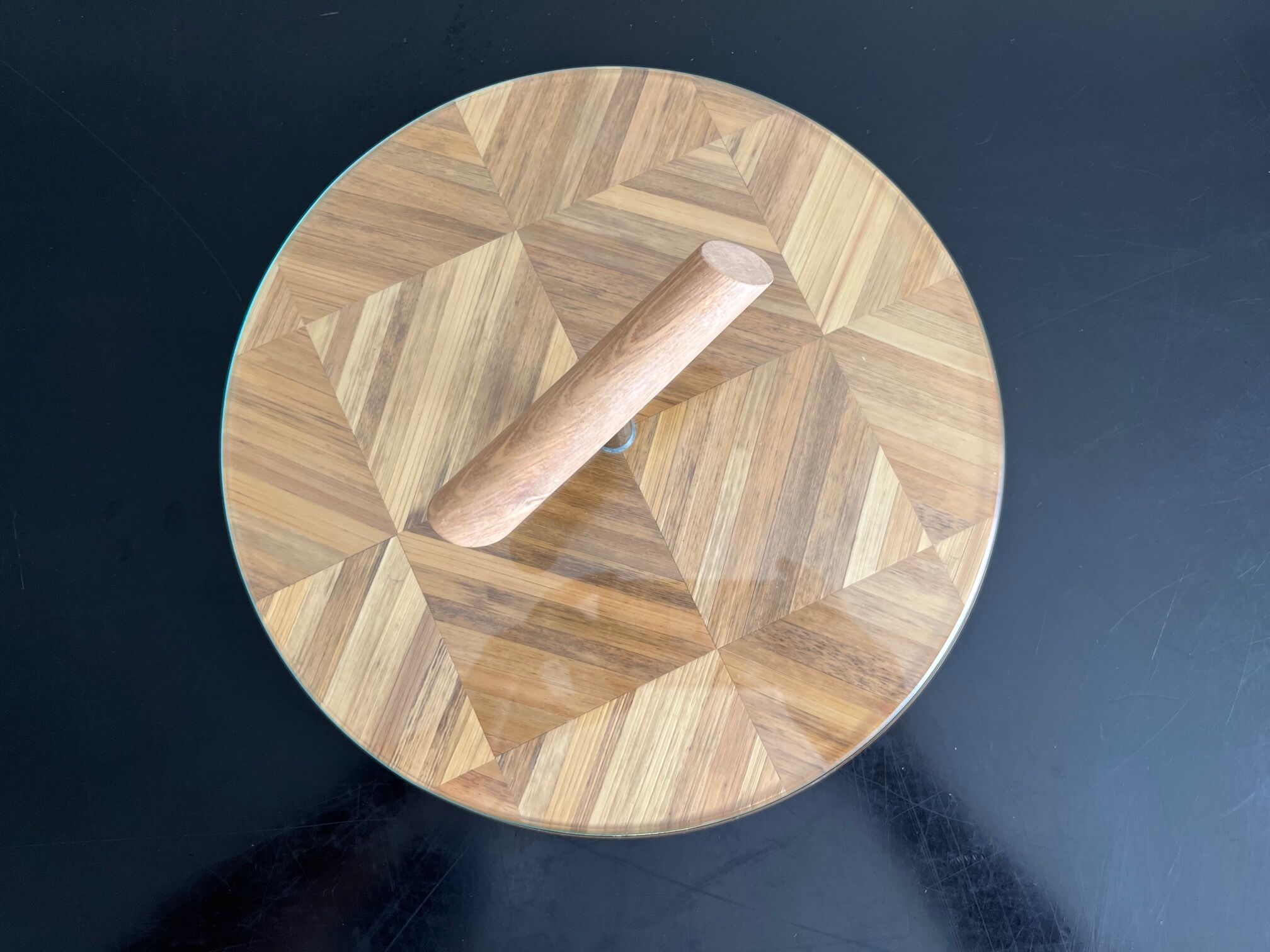 Plateau en marqueterie de paille