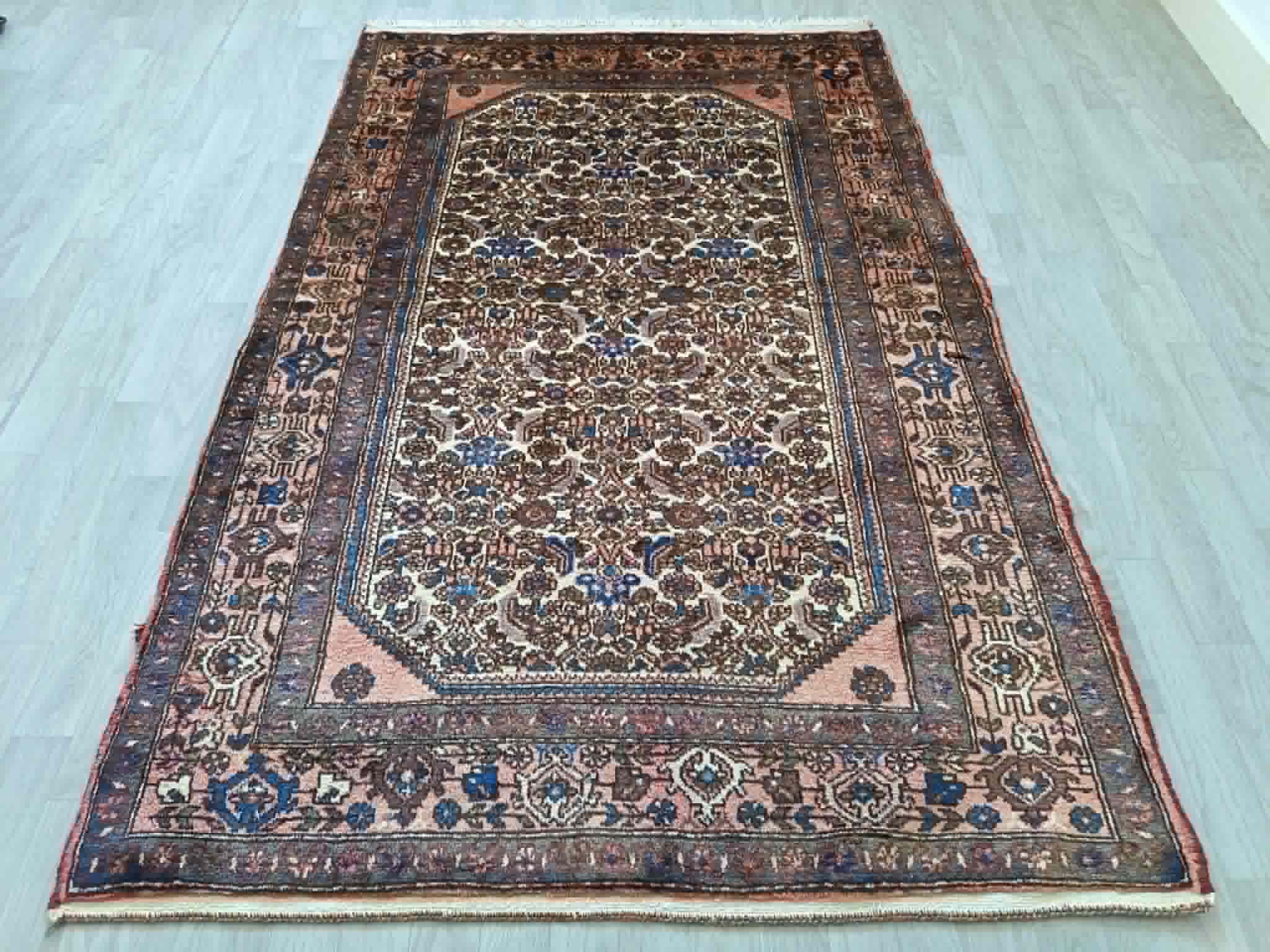 Handmade Hamadan Persian rug