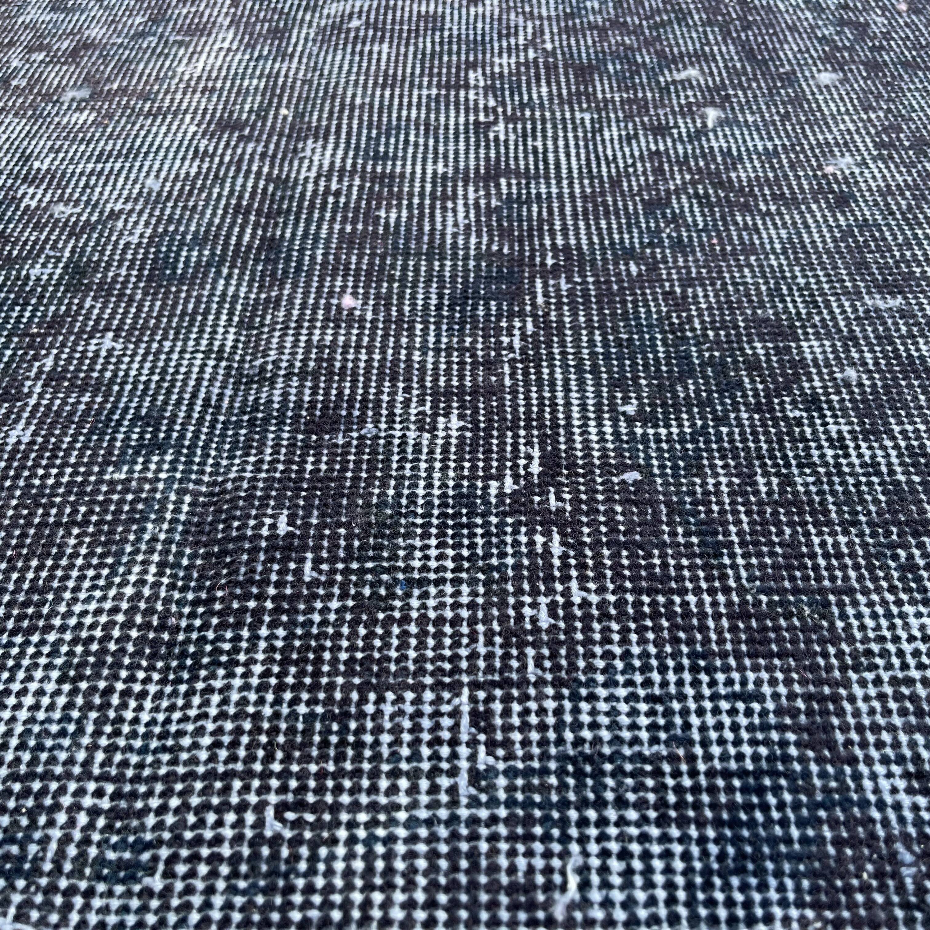 Tapis turc vintage vieilli 212 x 118 cm
