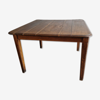 Square art deco dining table in solid wood