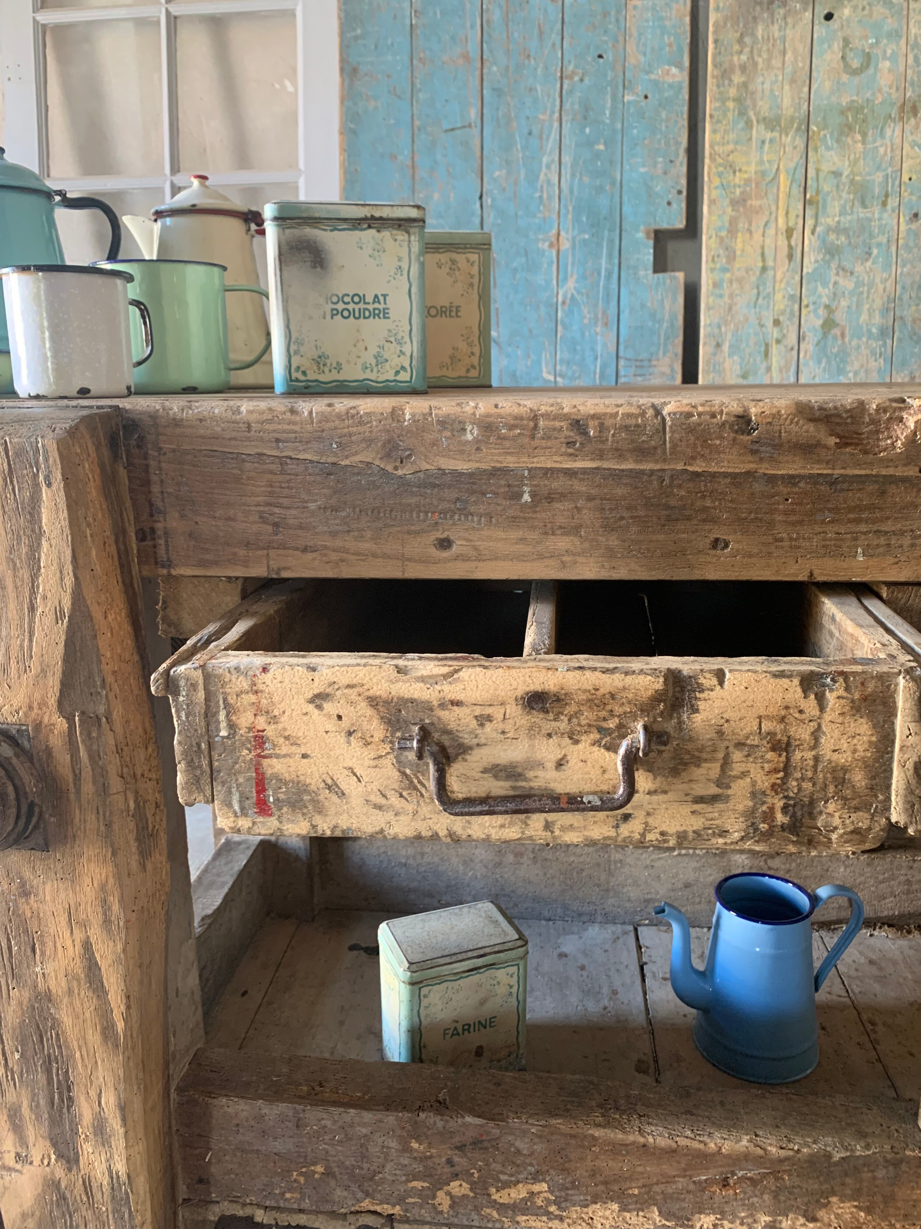 Carpenter's establishment