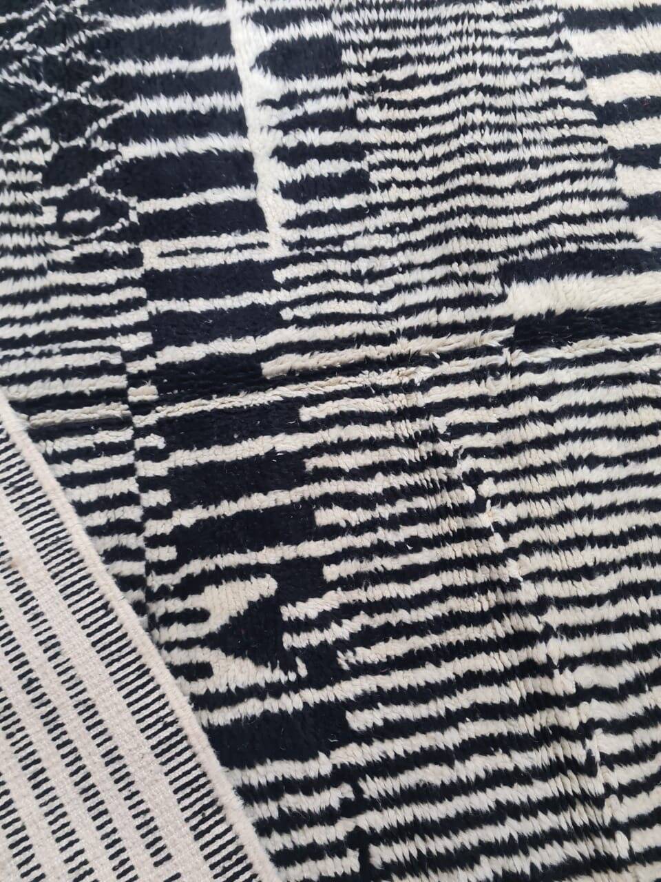 Handmade Berber wool rug 300X200 cm