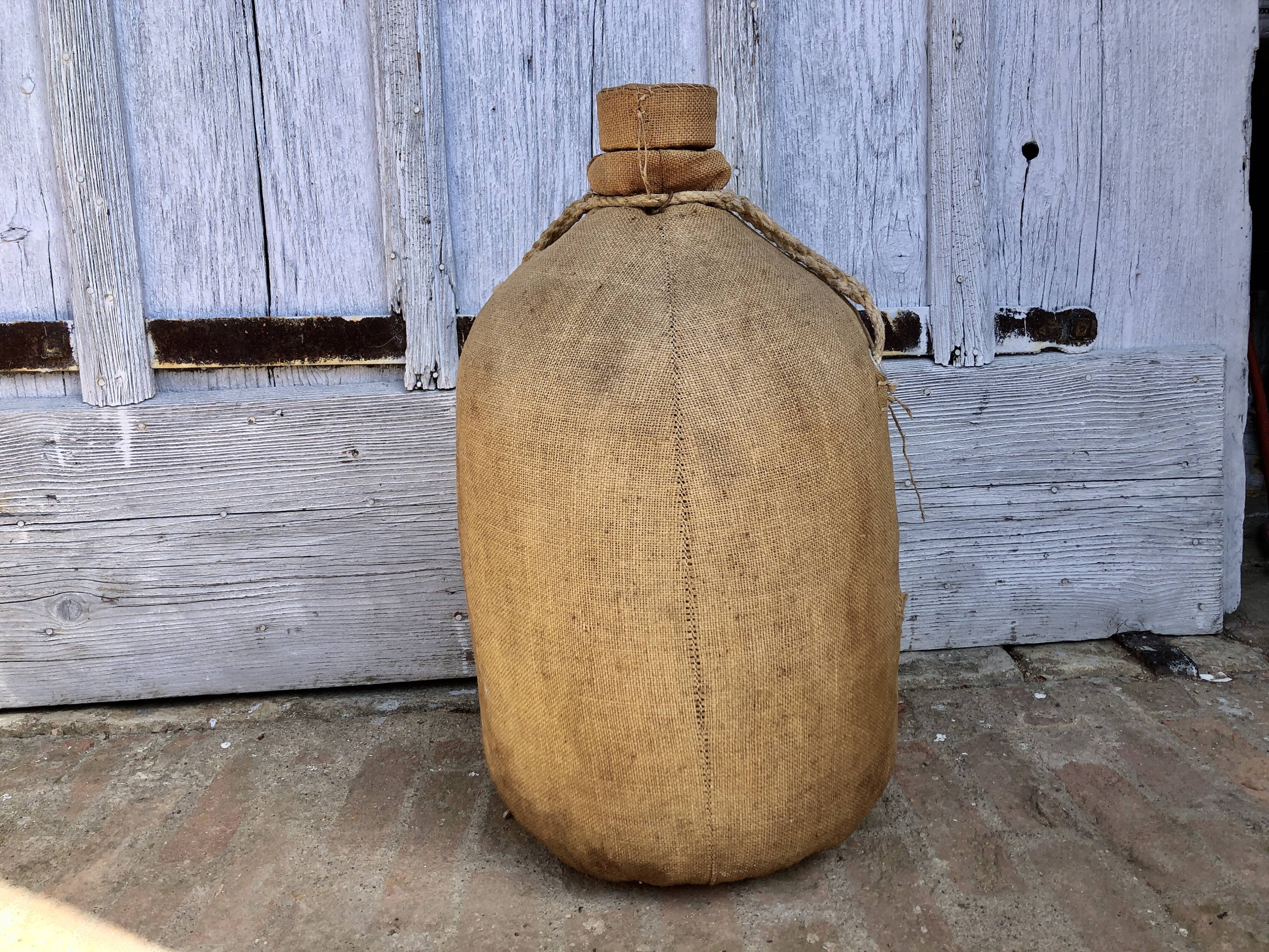 Demijohn burlap 1900