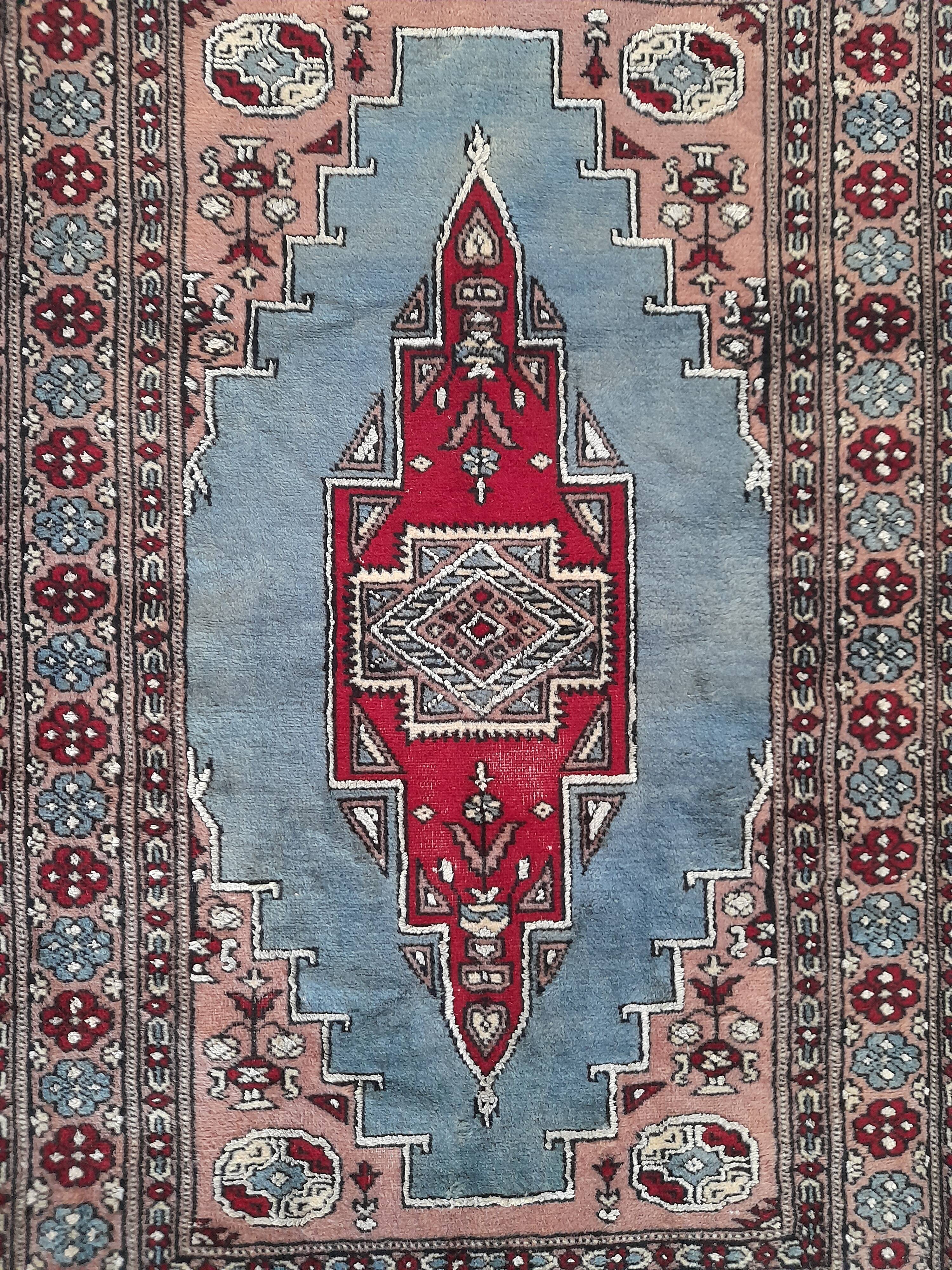 Oriental carpet 170 x 97cm