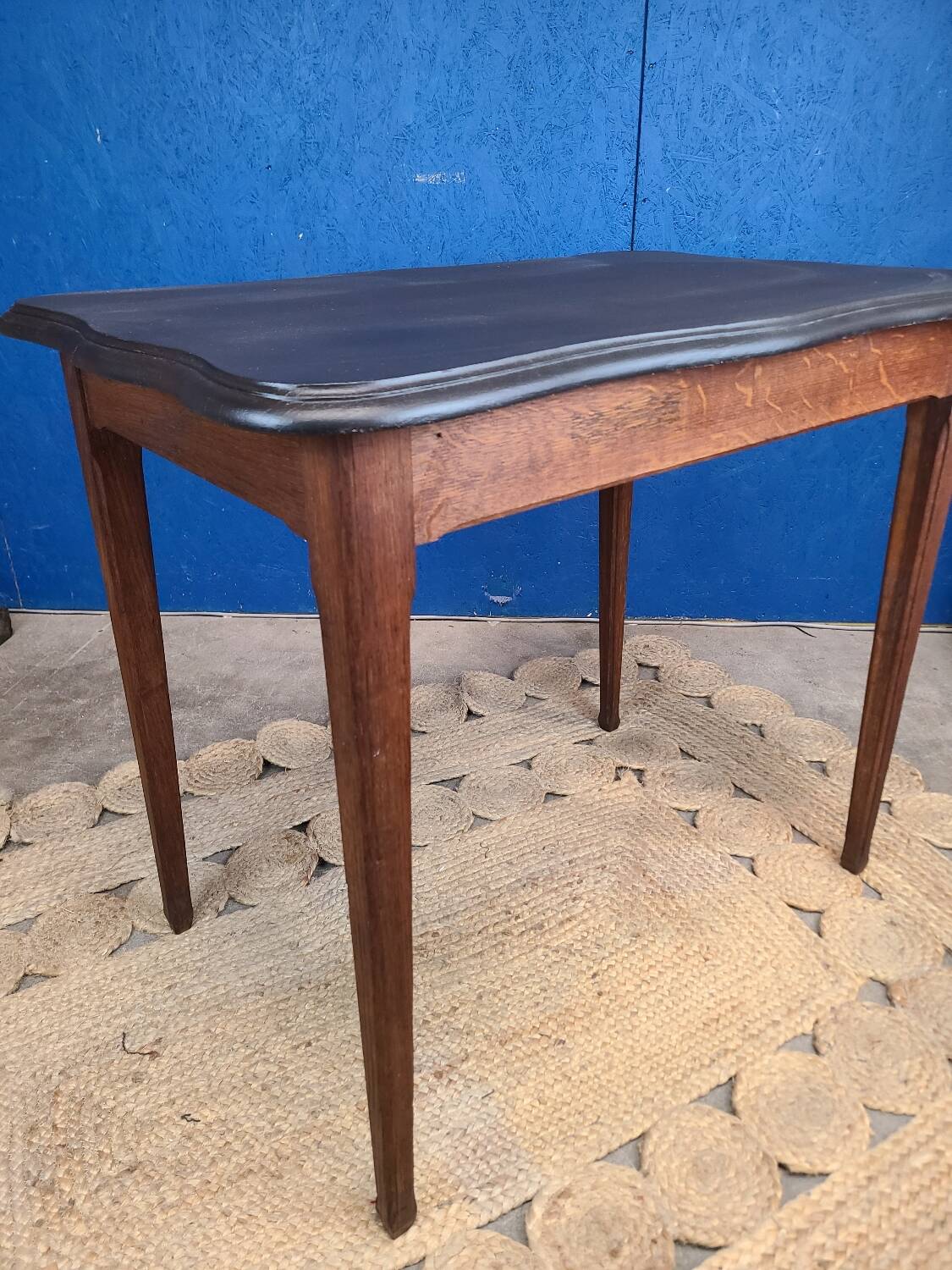 Vintage art deco table 1930 in solid wood