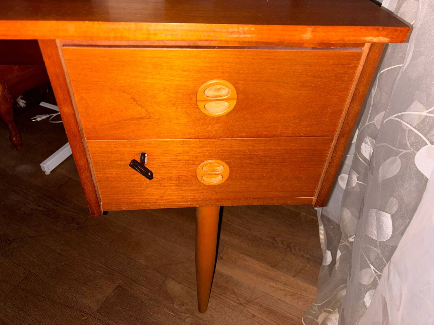Vintage 60s mahogany desk