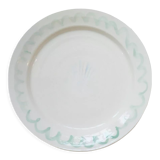 Green artisanal shellfish plate