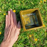 Retro ceramic planter