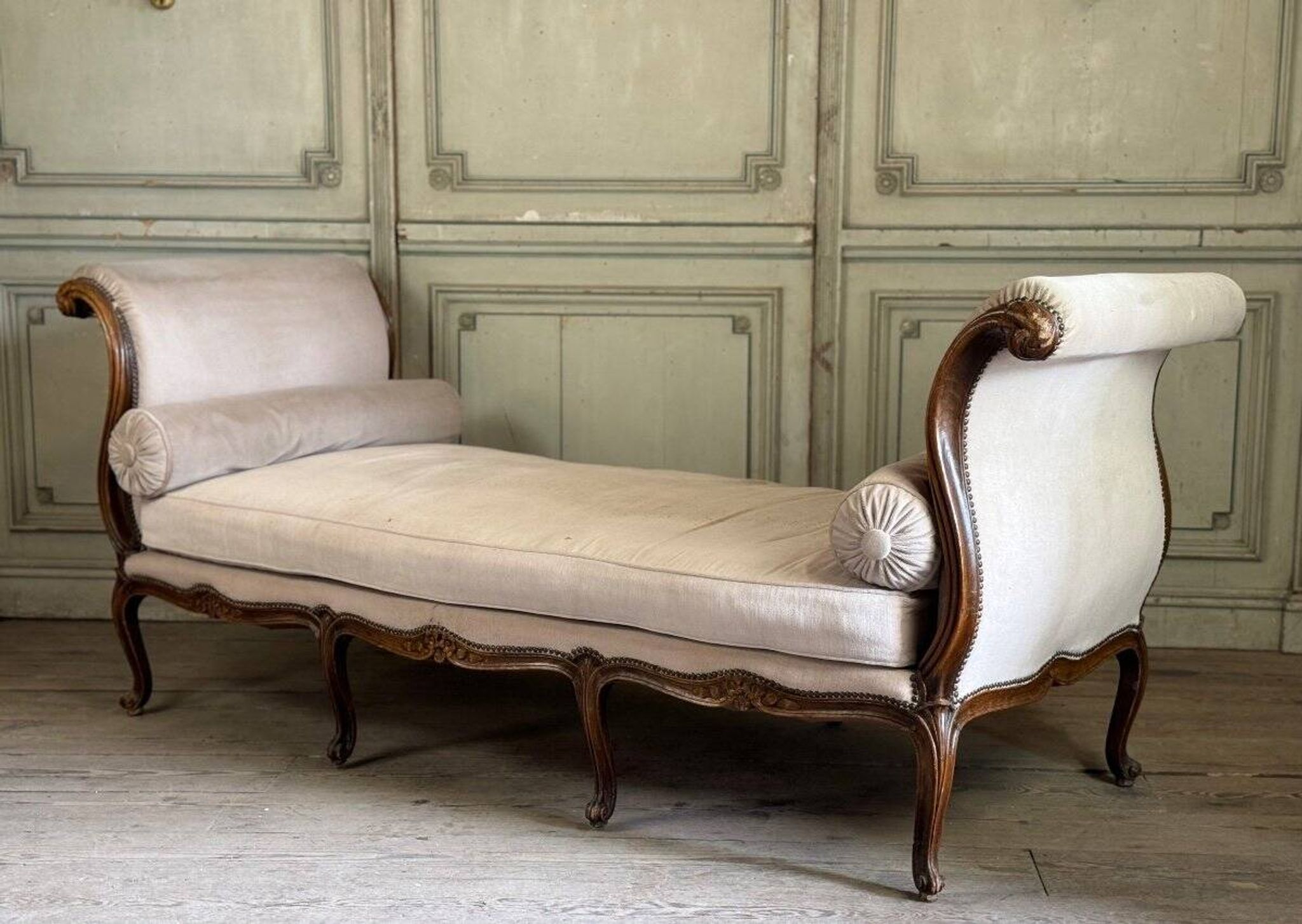 Louis XV Daybed In Beech Carved On All 4 Sides, France