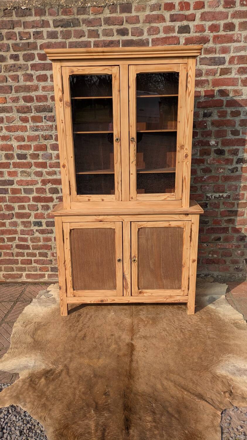 Sideboard
