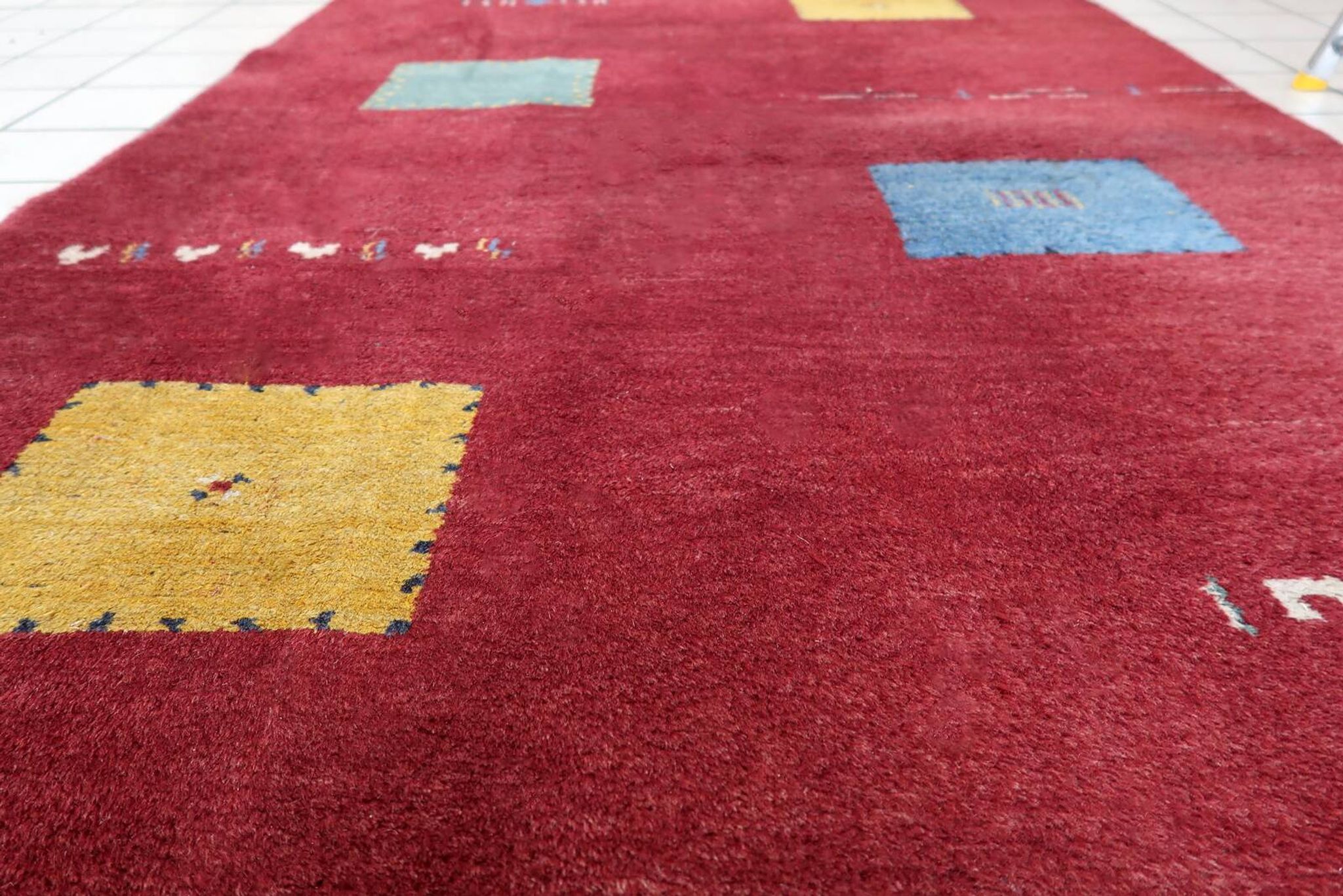 Tapis Gabbeh persan vintage en laine fait main – 143 x 202 cm - 1C1037