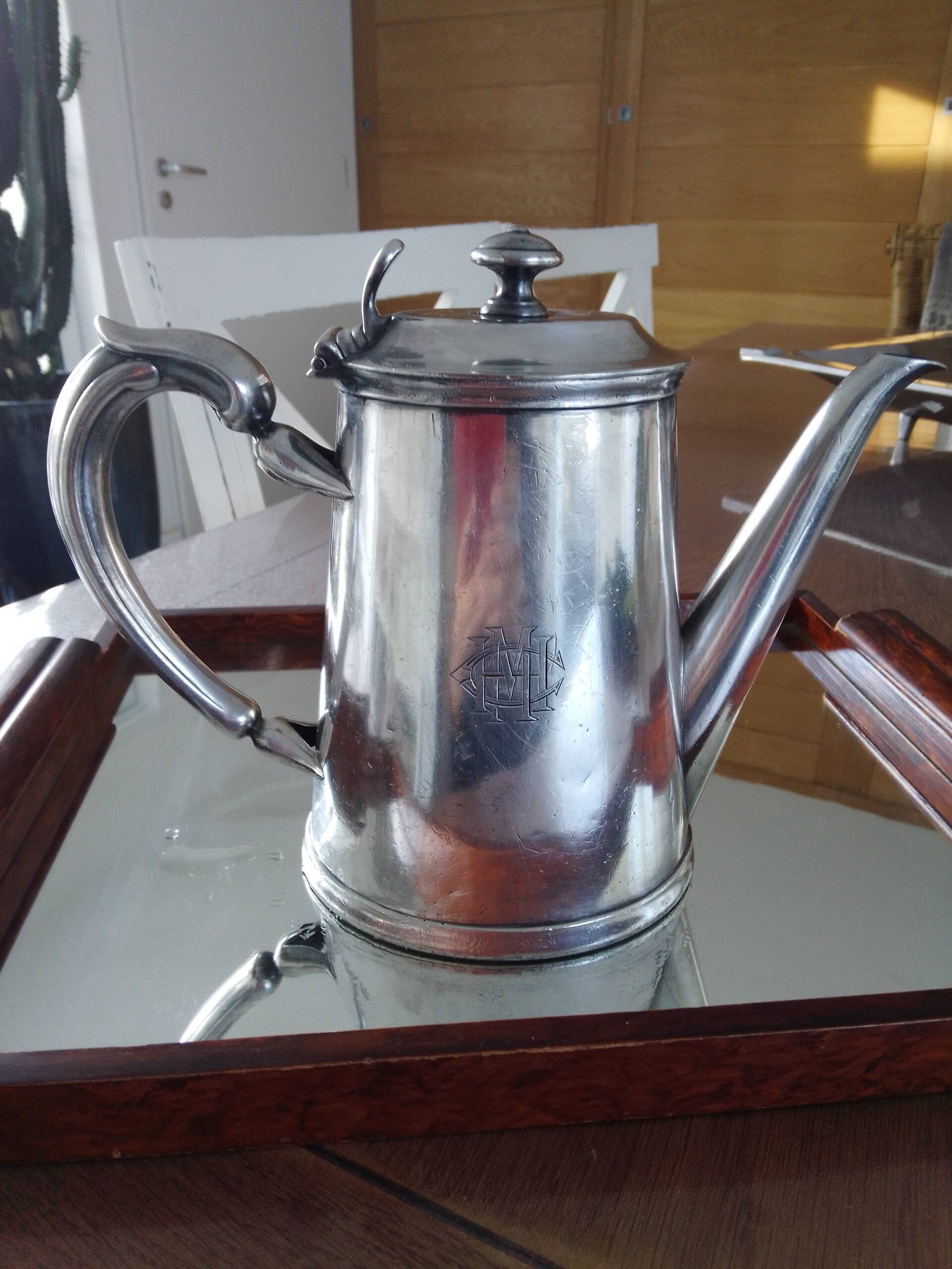 Cafetière Christofle ancienne métal argenté avec monogramme
