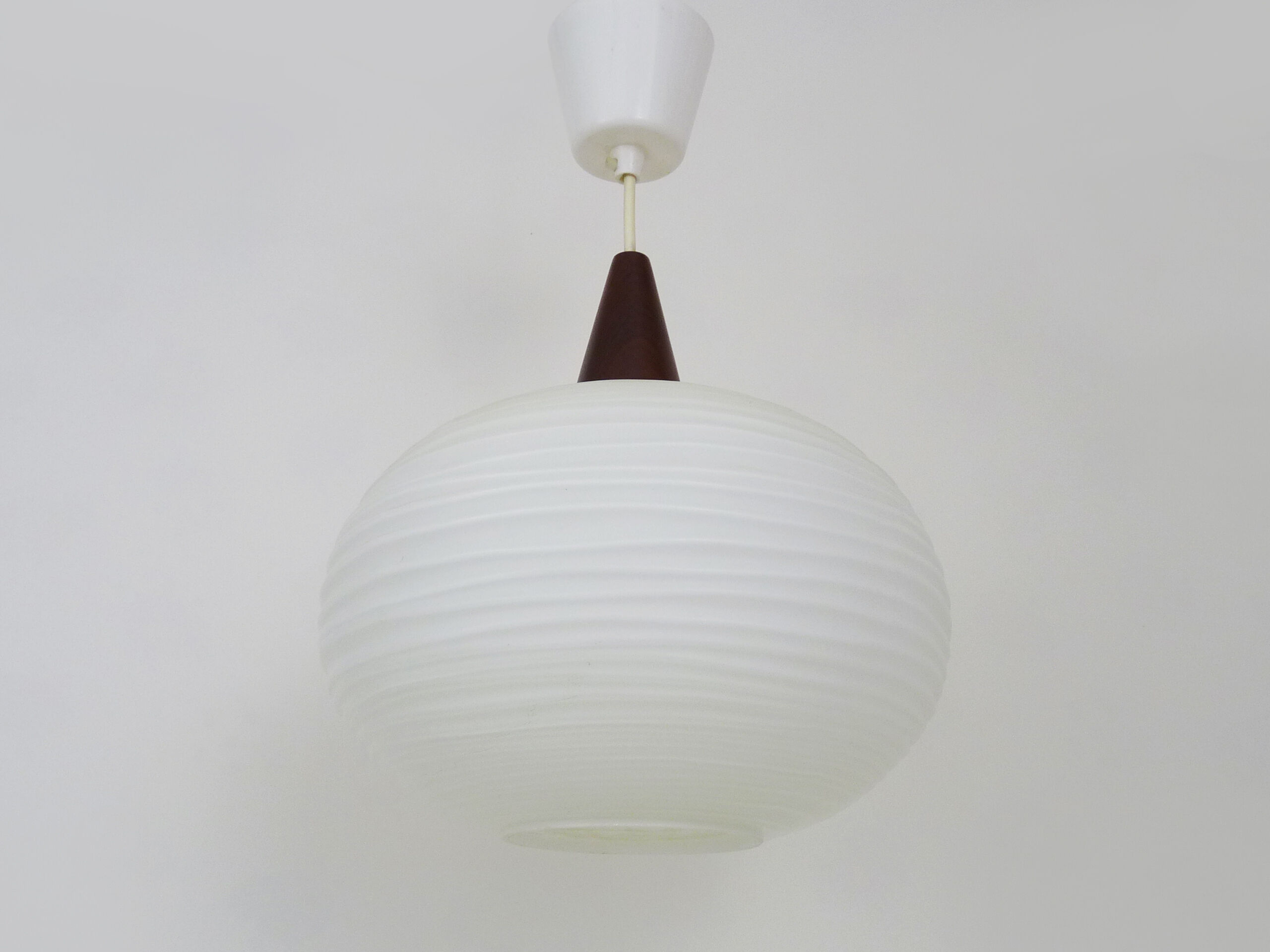 Scandinavian suspension teak and opaline, 1960 Denmark