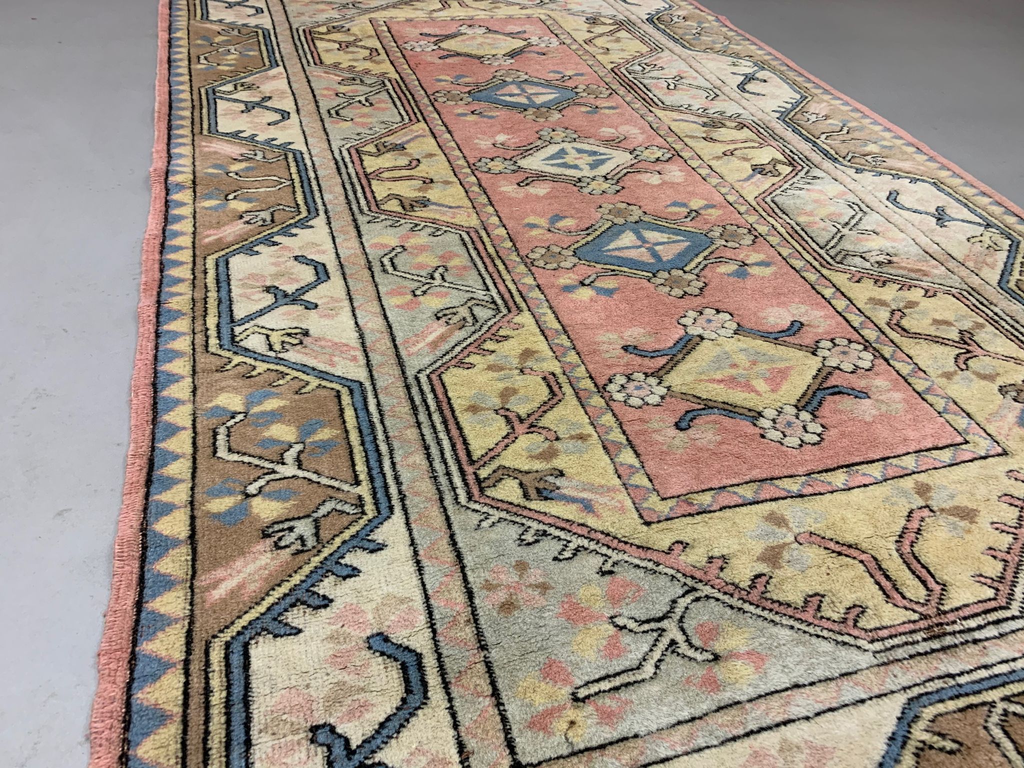 Old Turkish Milas Rug 212x122 cm old vintage carpet Ushak Region Pink Beige Blue