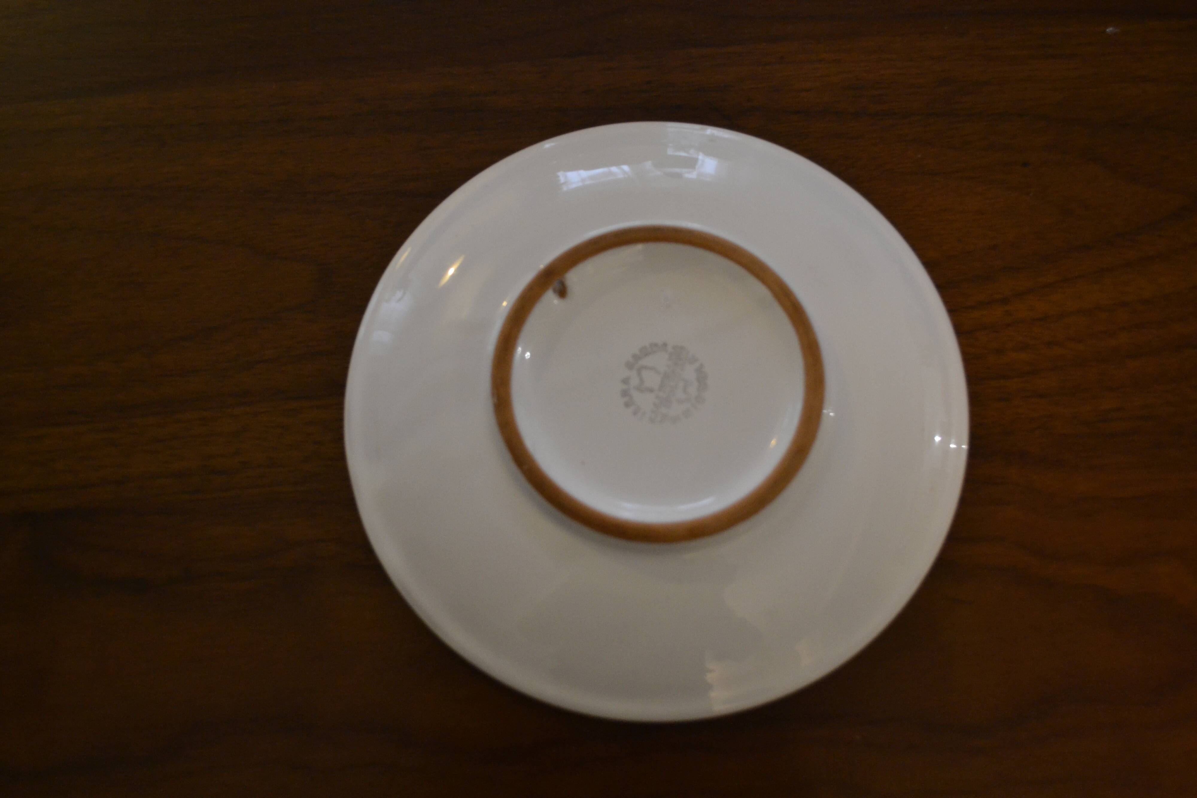 Hand-painted bird hand-crafted plate