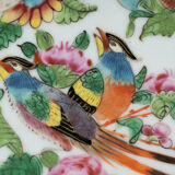 Porcelain plate of Canton XIXth decoration of butterflies and bird