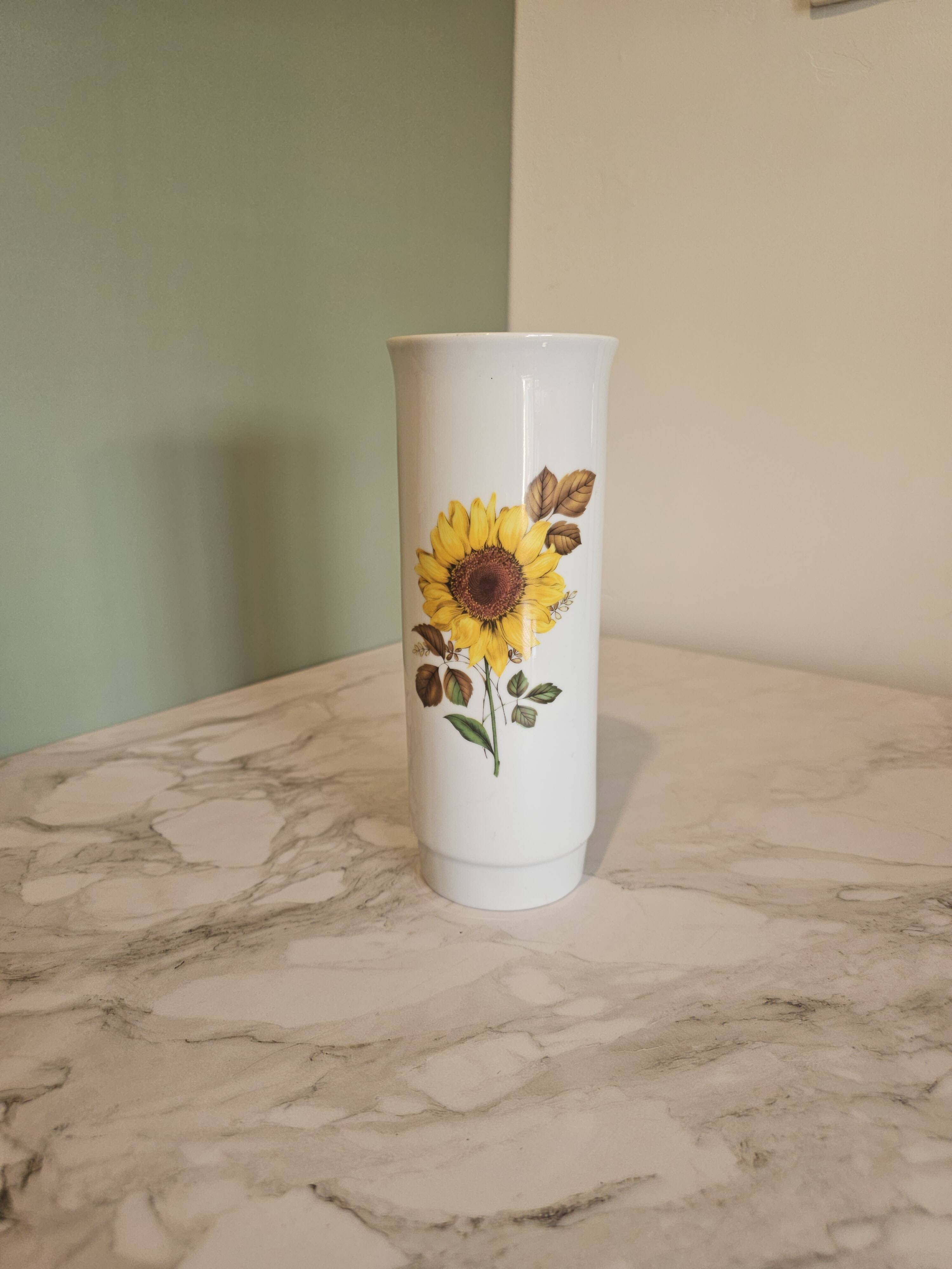 Sunflower vase in white porcelain Creidlitz Bavaria