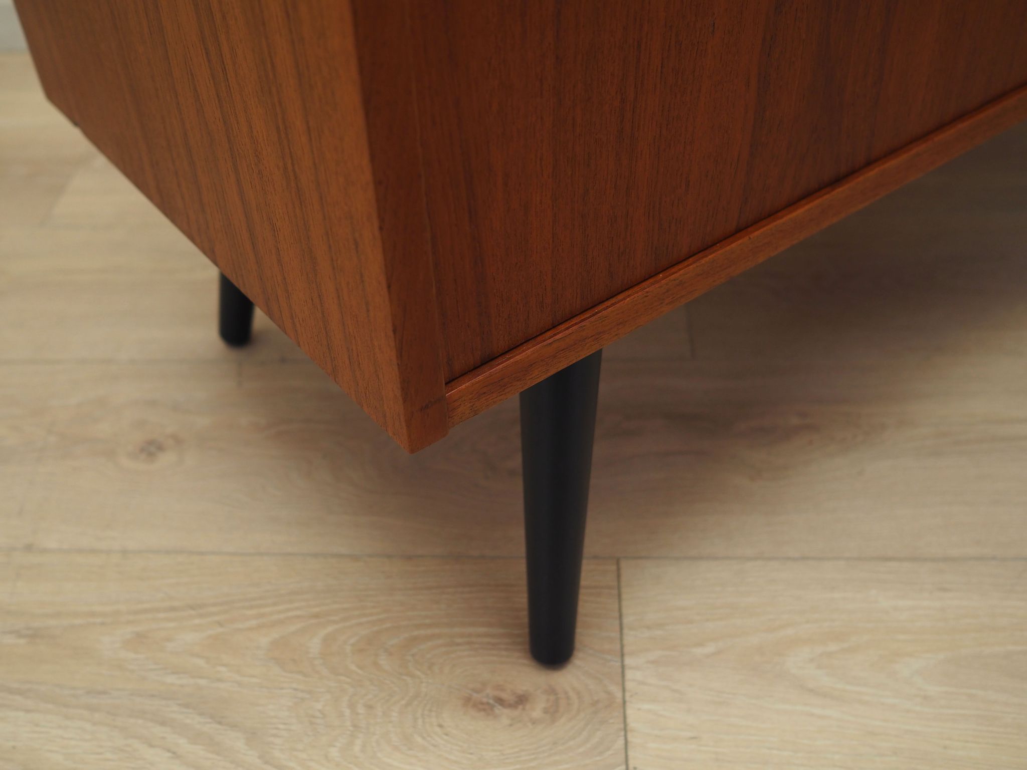 Buffet en teck, design danois, années 1970, production: Danemark