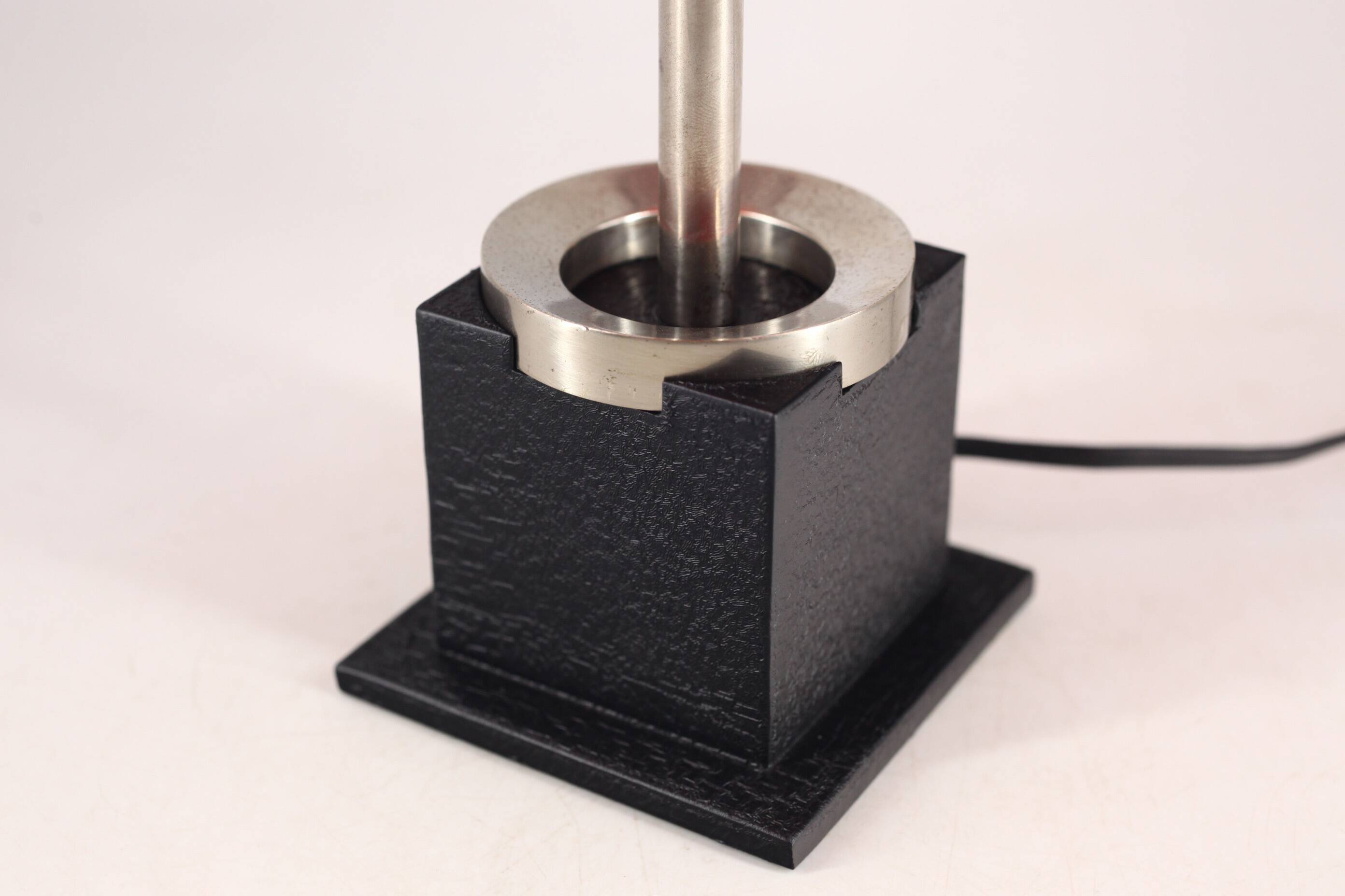 lumi oscar torlasco table lamp