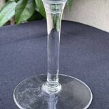 5 coupes à champagne en verre soufflé décor taillé abeilles