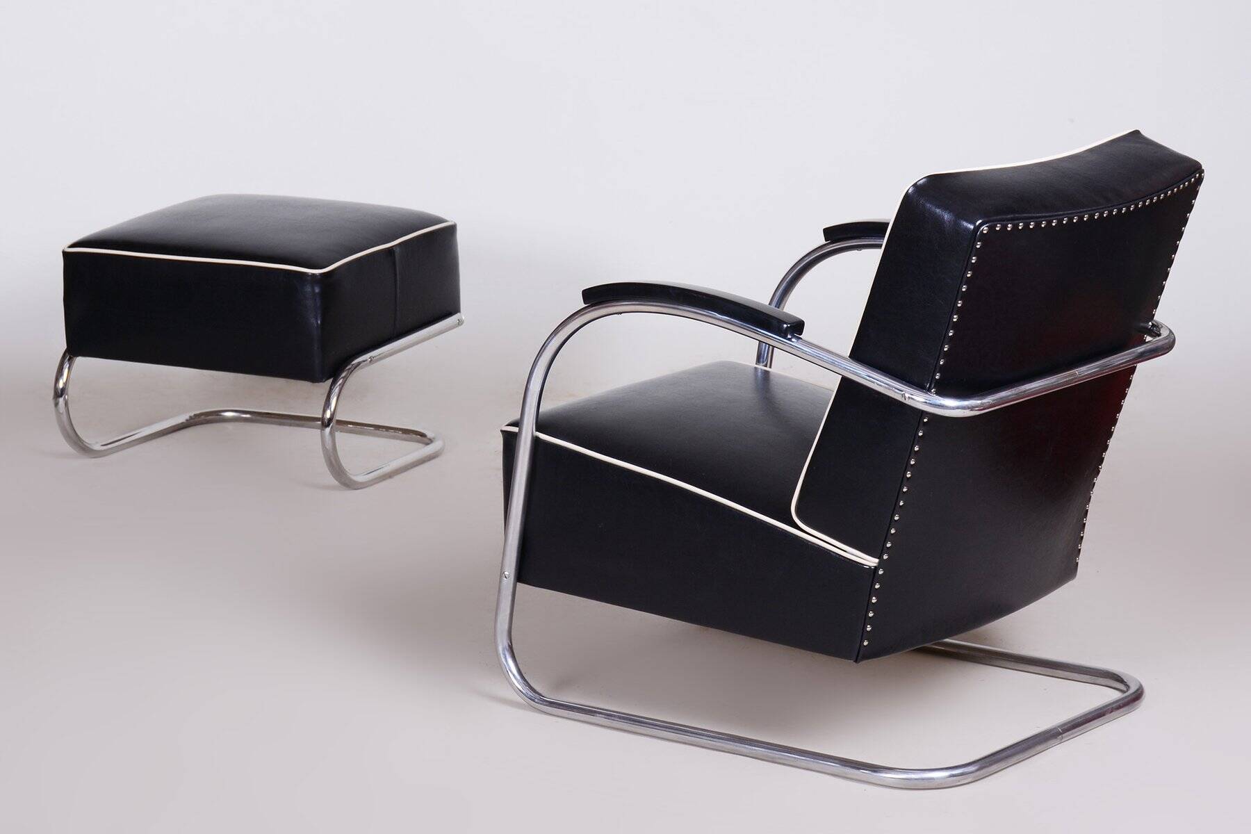 Bauhaus Armchair with Stool in Chrome attributed to Mücke-Melder, Czech, 1930s, Set of 2