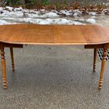 Round extendable dining table Louis Philippe 90cm with 2 extensions in oak.