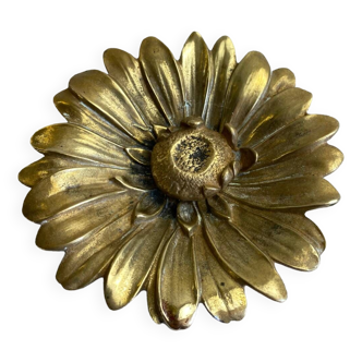 Pocket tray or sunflower ashtray in solid brass