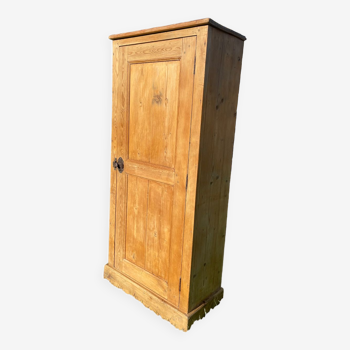 Armoire 1 porte en pin xixe.