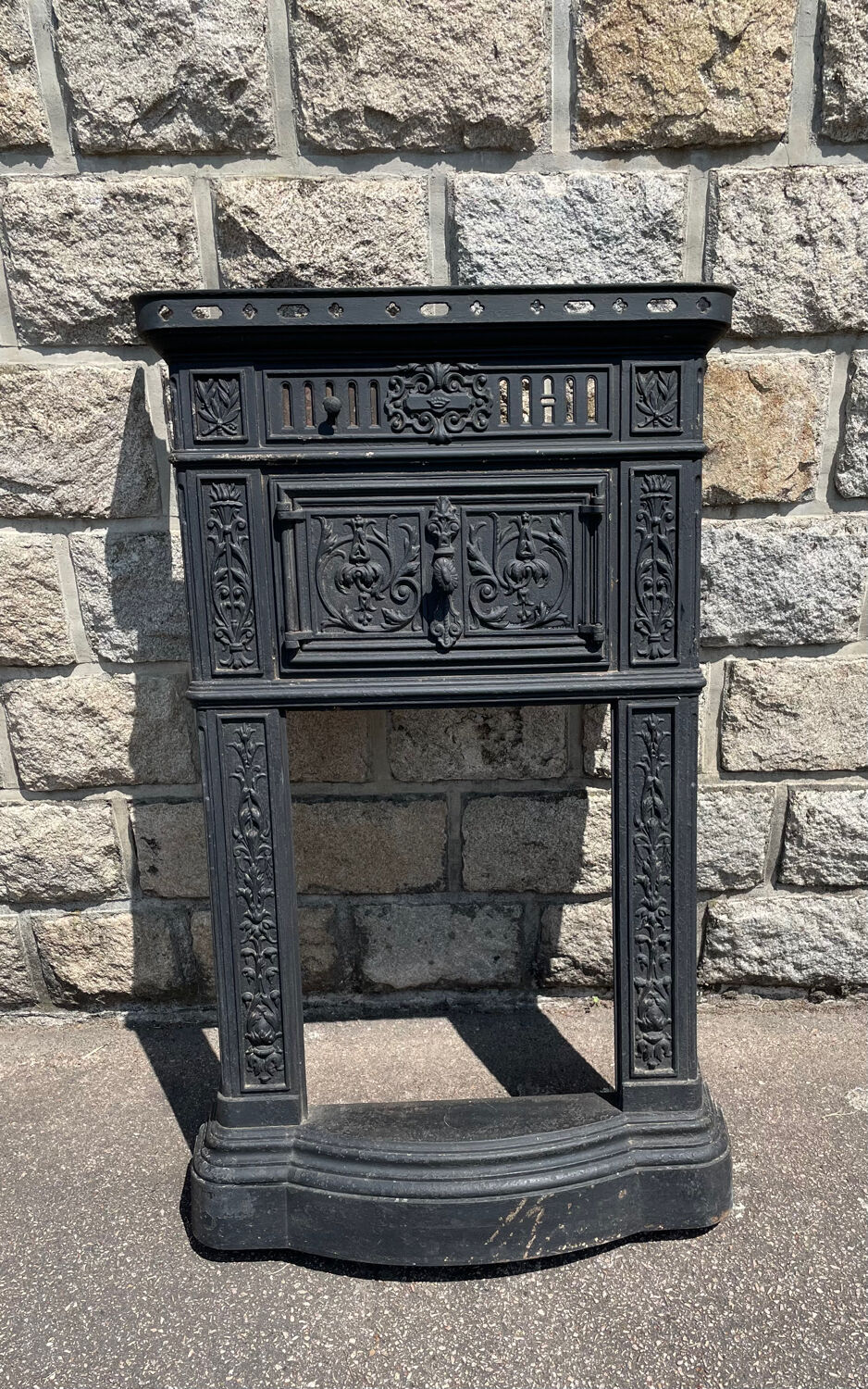 Manteau de cheminée en fonte