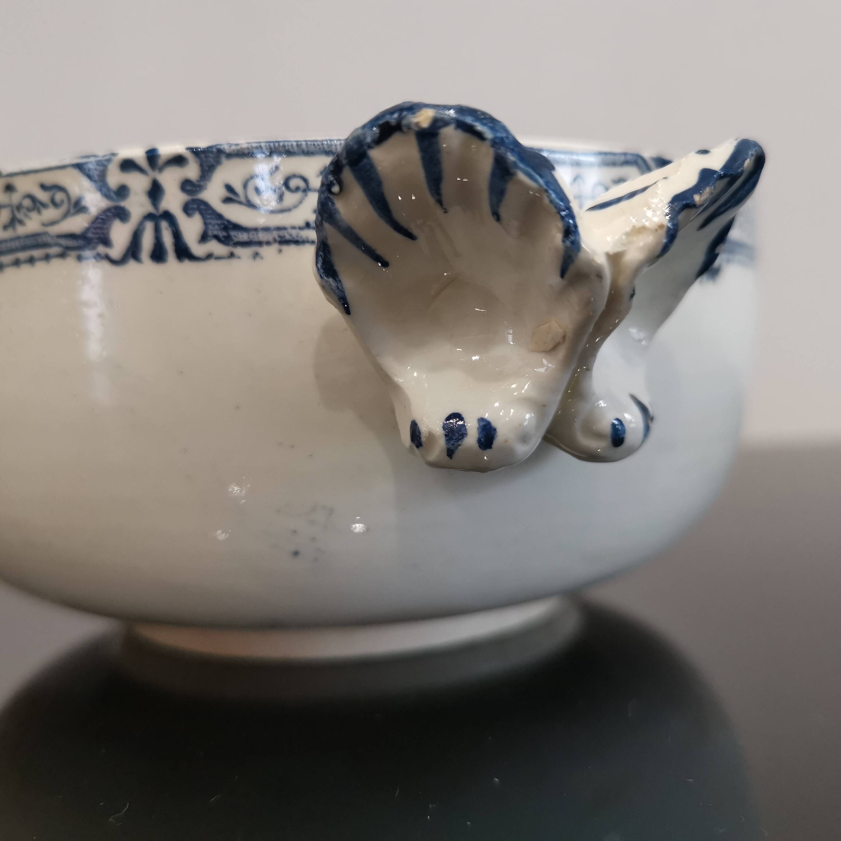 Butterfly ear bowl in iron clay with blue patterns