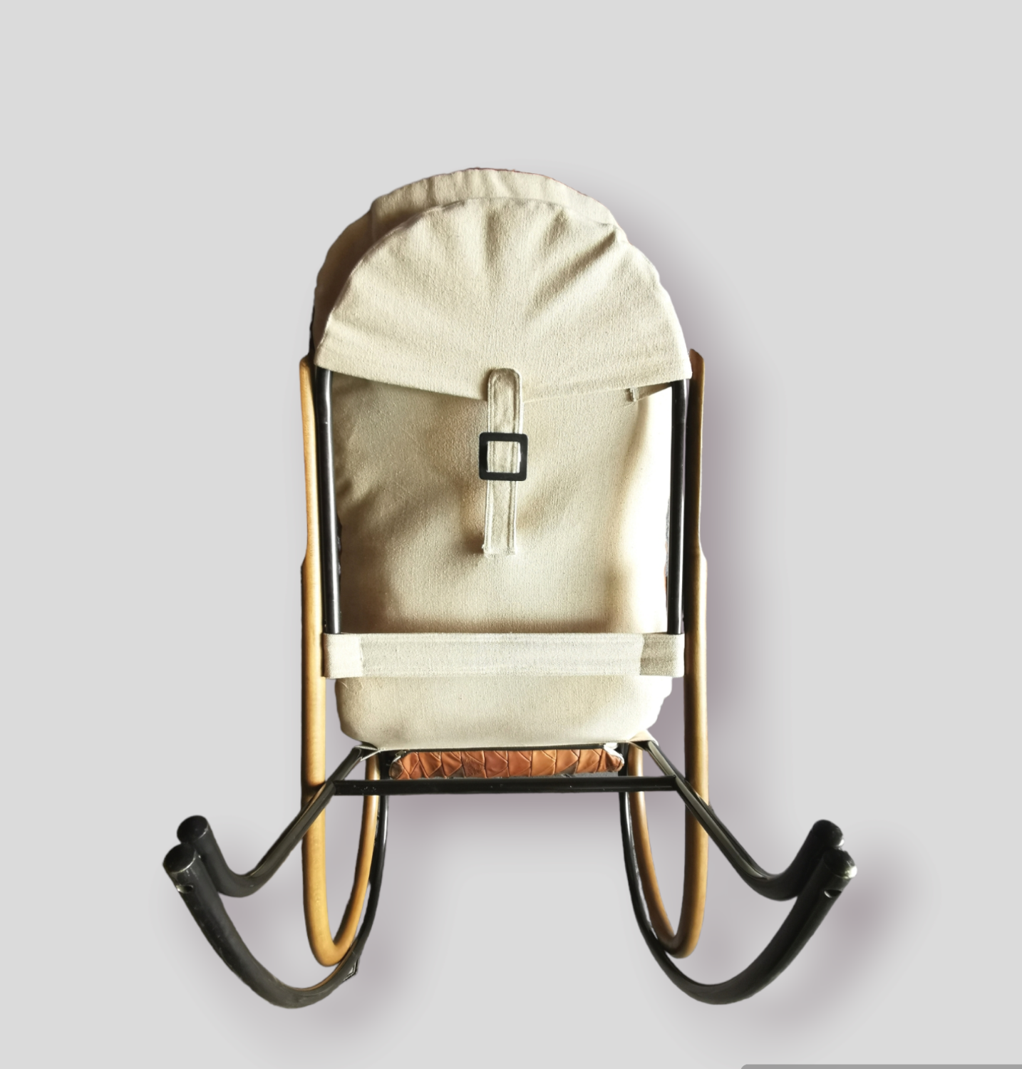 Vintage rocking chair design Paul Tuttle 70's