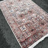 Persian rug in wool and silk