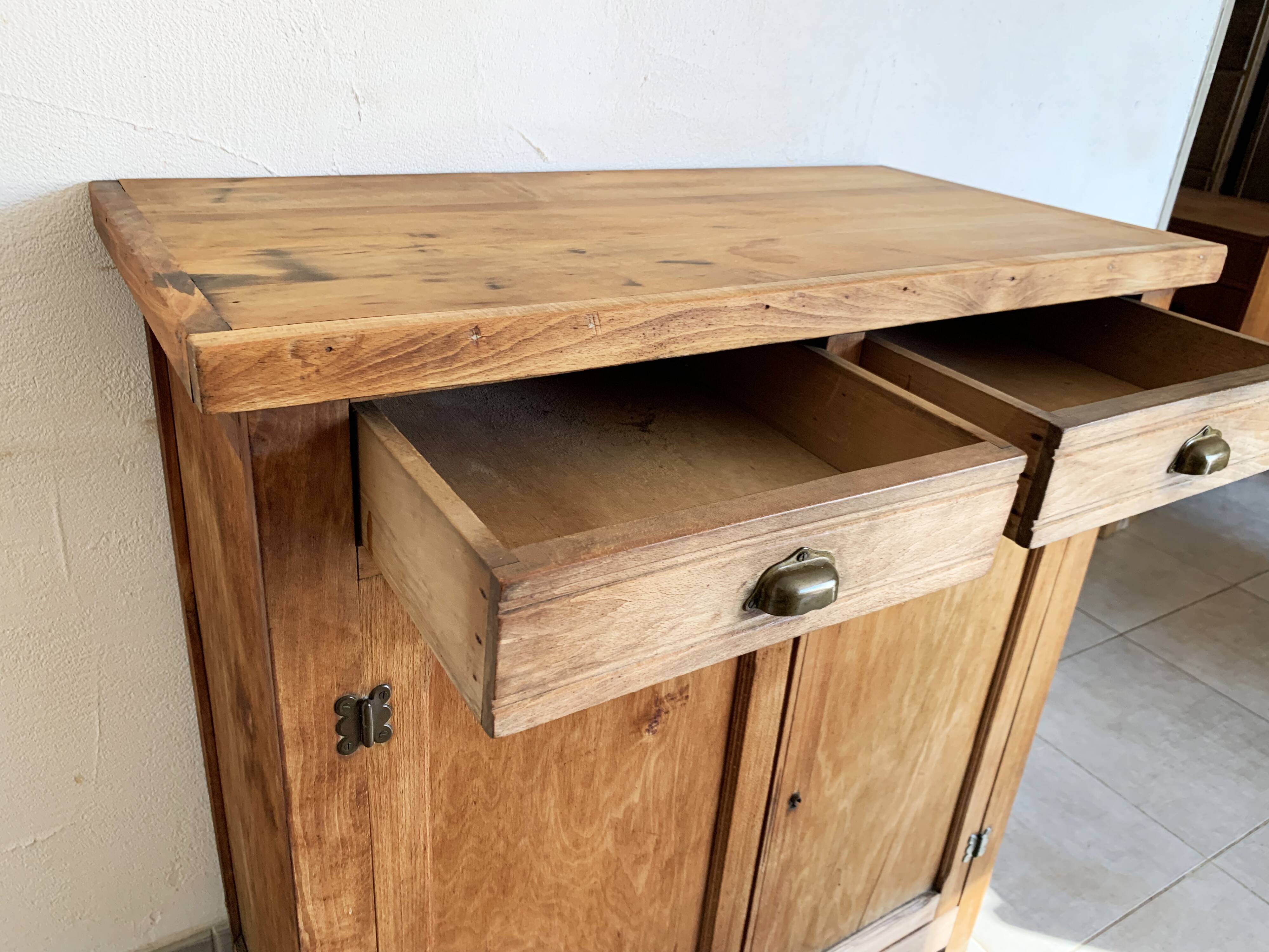 Vintage Parisian buffet in solid oak from the 60s