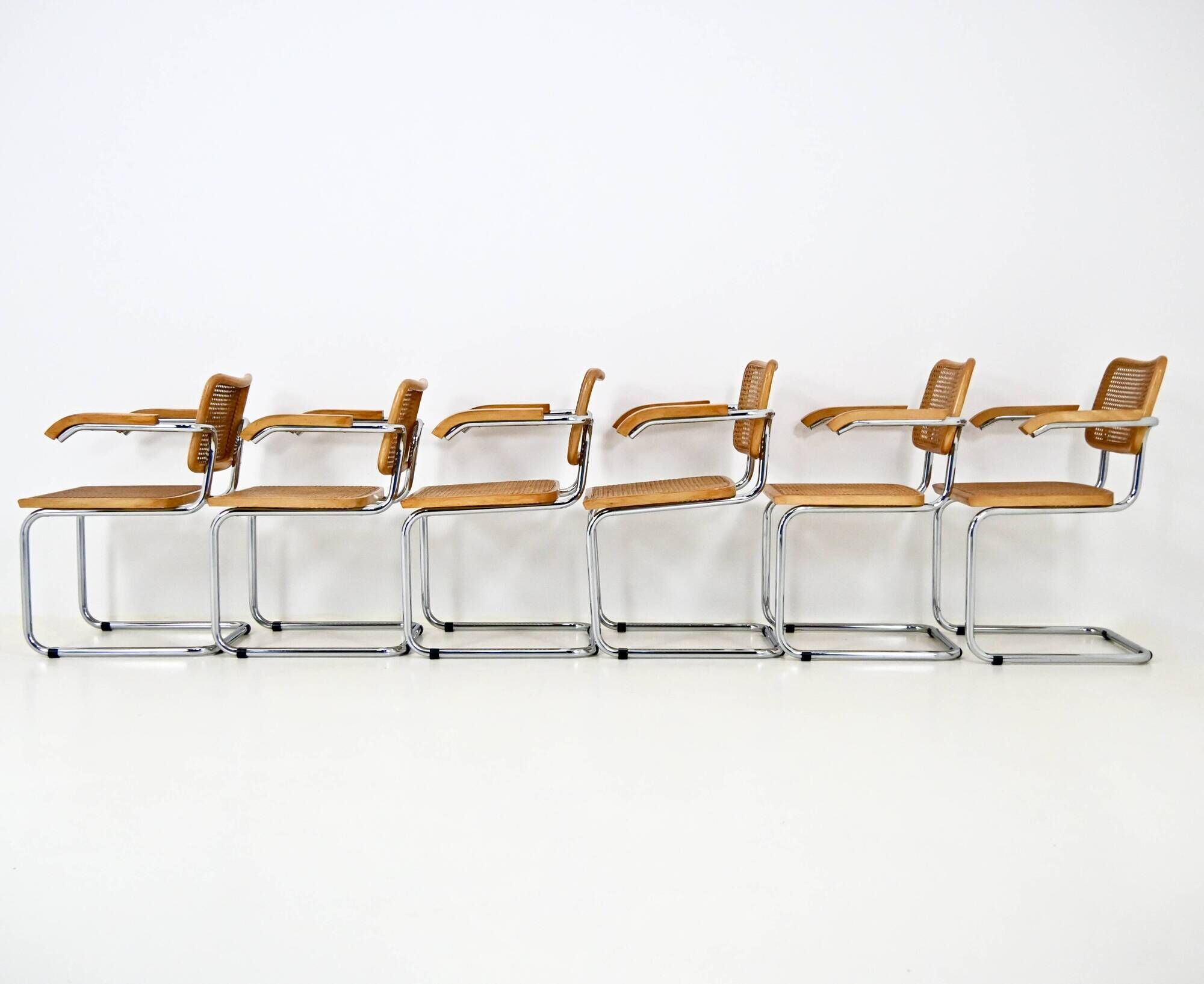 Set of 6 dining chairs Style B32 by Marcel Breuer