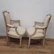 Fauteuils en bois  style Louis XVI