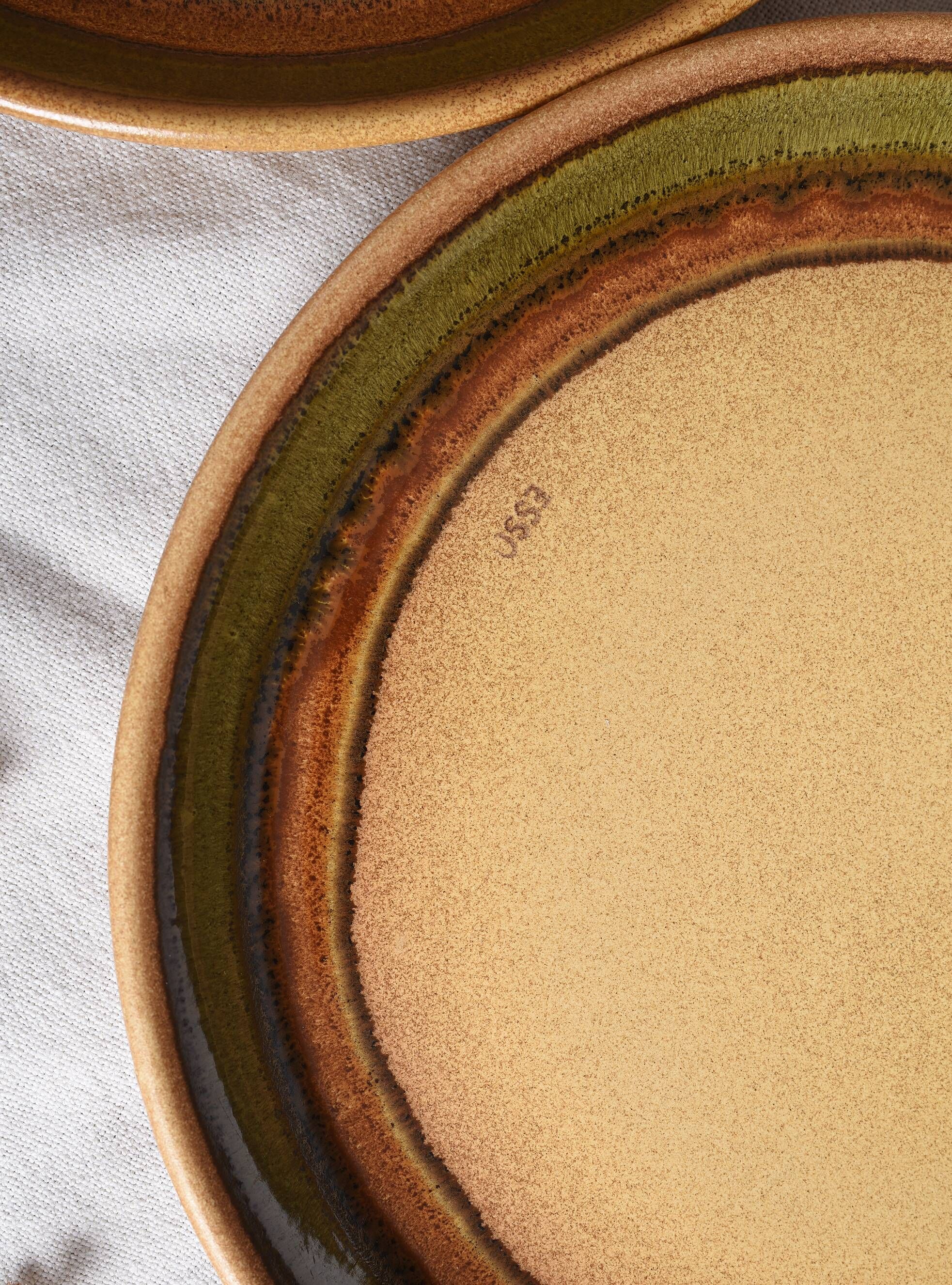 Vintage dinner plates from the 70s, in glazed stoneware, stamped Esso, Set of 6.