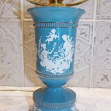 Beautiful antique Italian lamp in ceramic, gilded brass and opaline