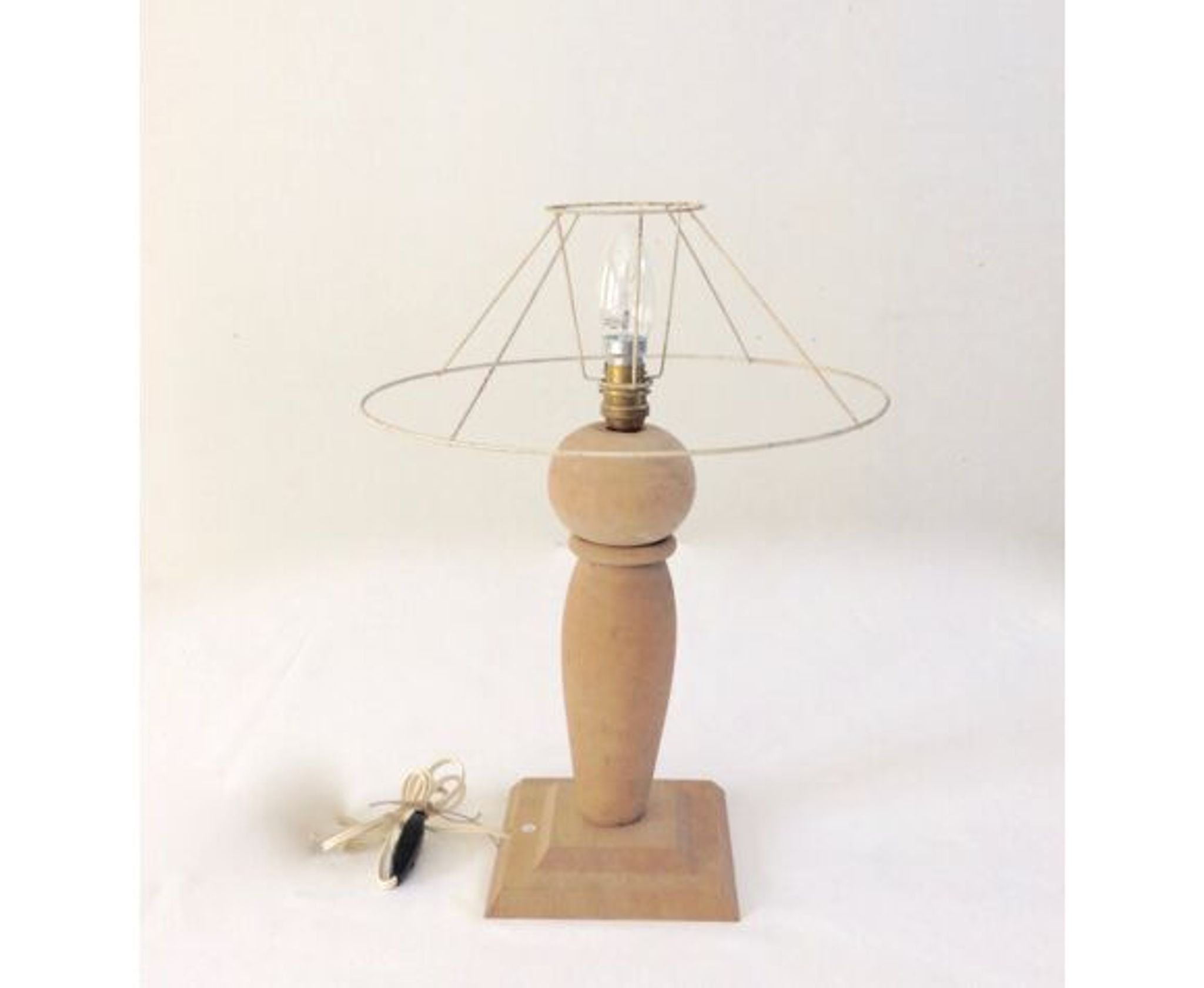 Product BHV Wooden lamp foot middle XXth.