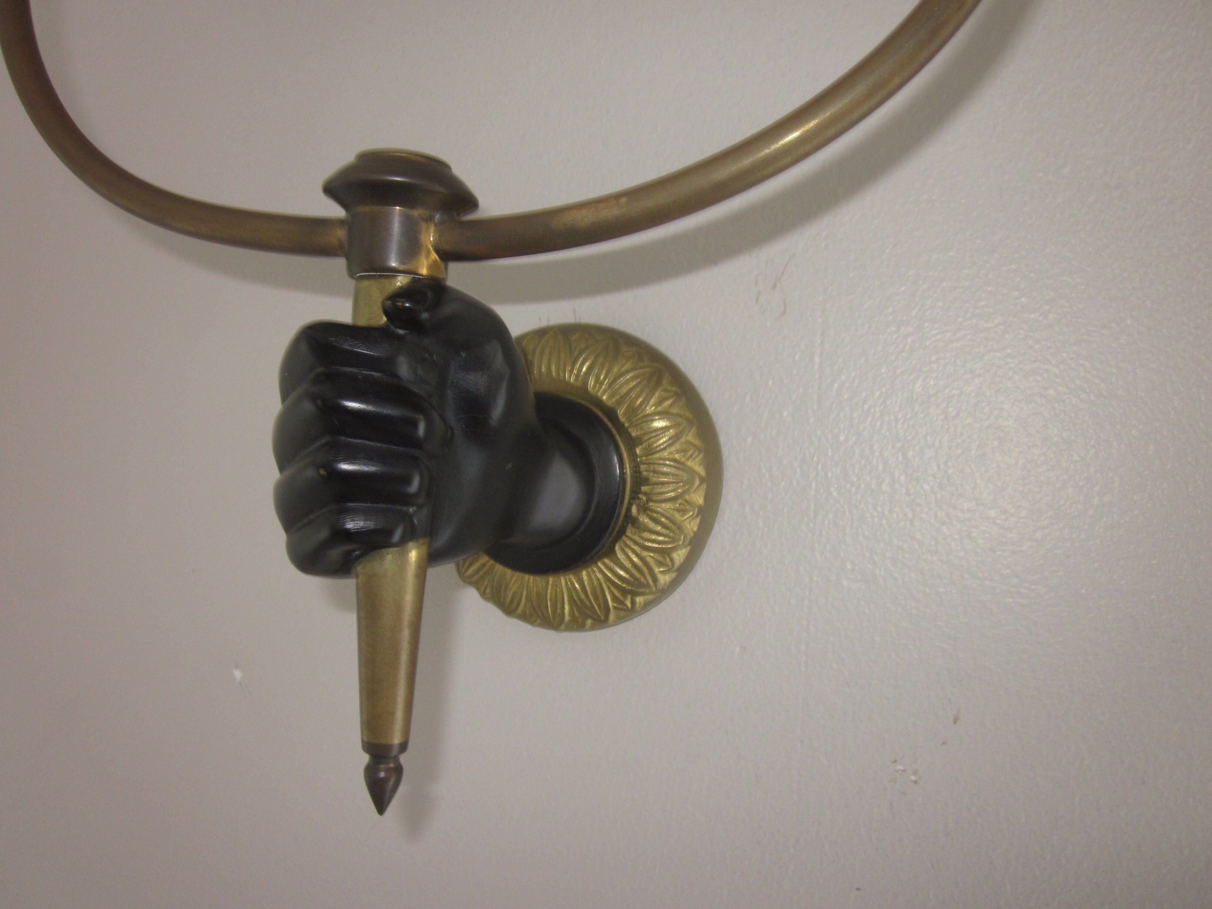 Applique main en bronze