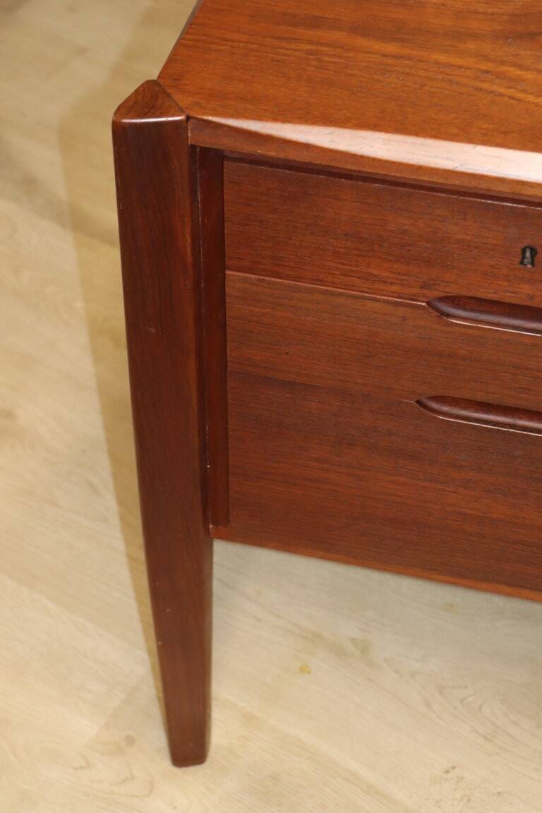 Vintage desk by Wilhelm Renz in double-sided teak, 1960s