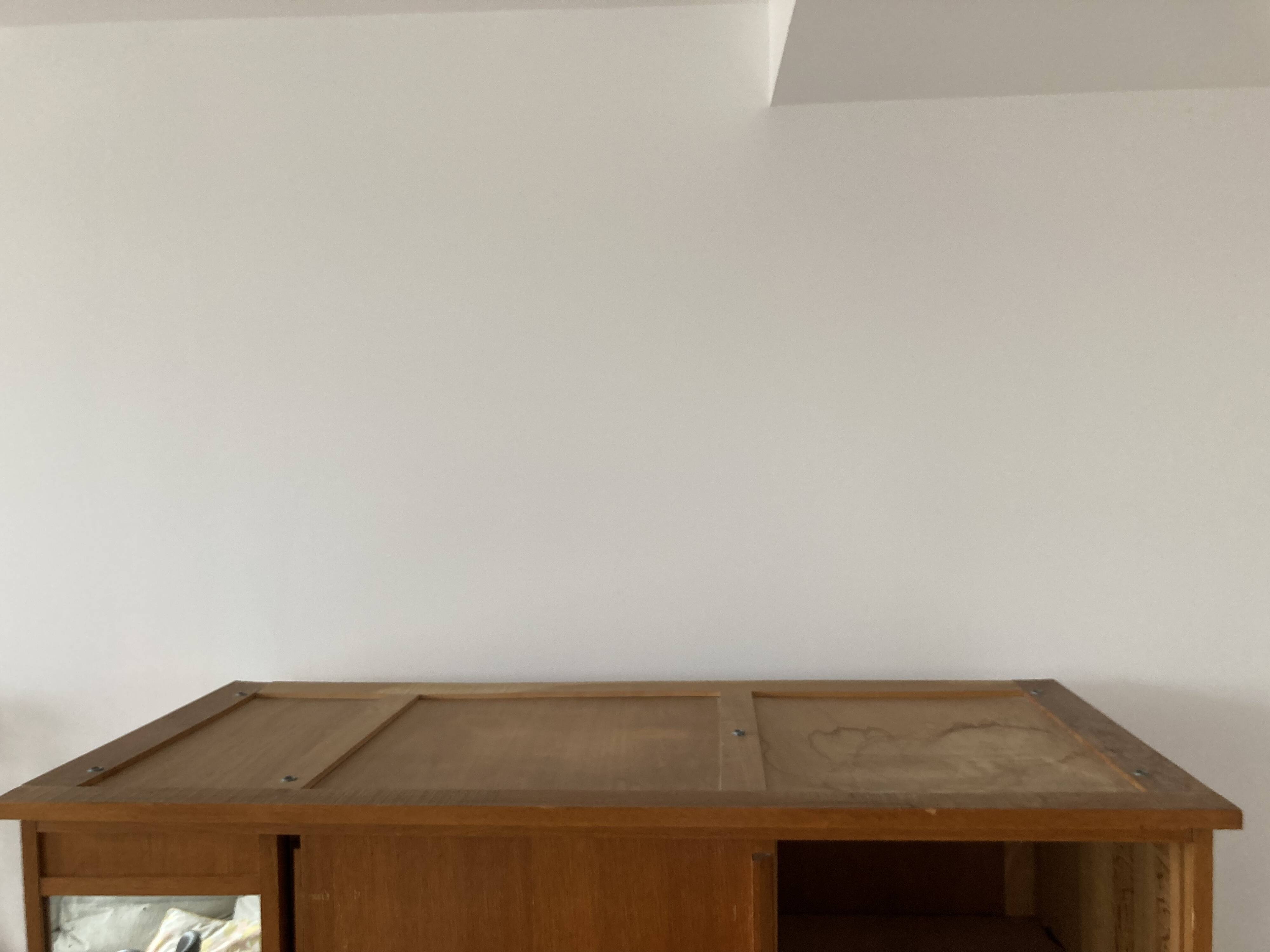 Wardrobe feet compass sliding doors
