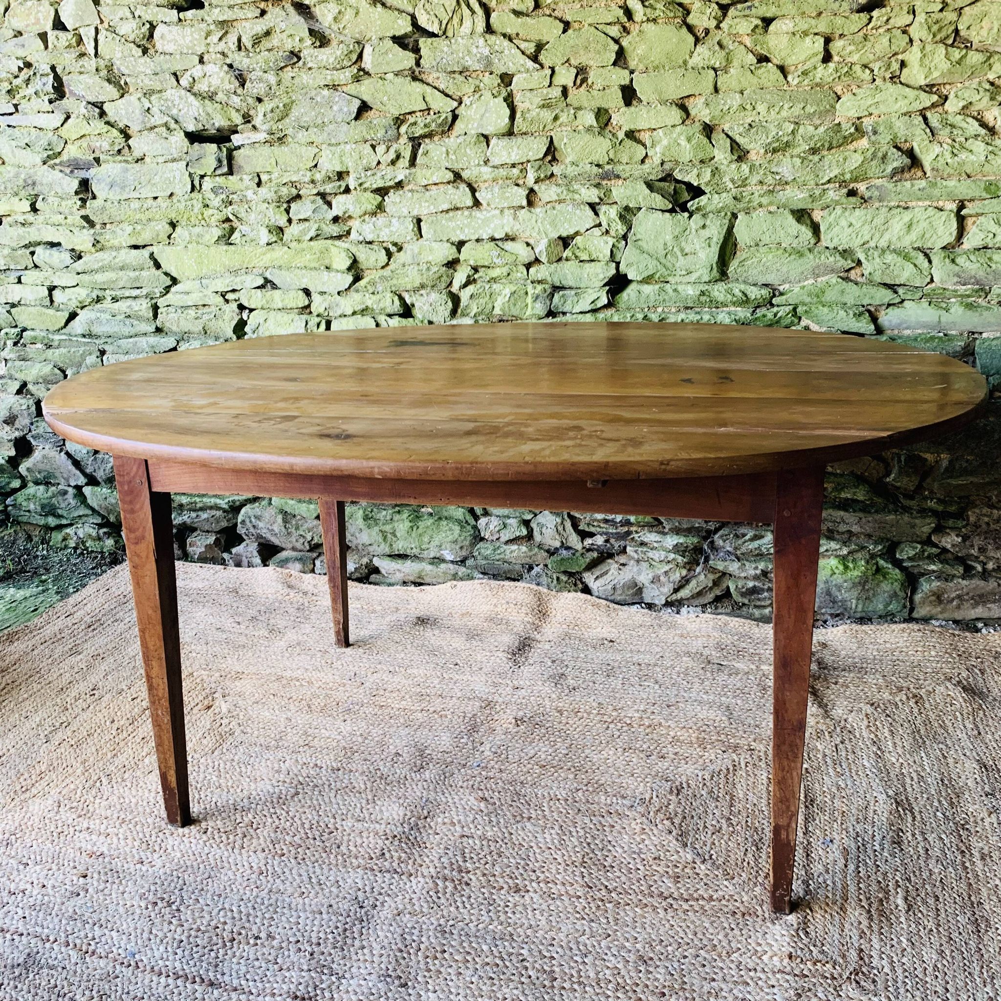 Oval farmhouse table 149cm
