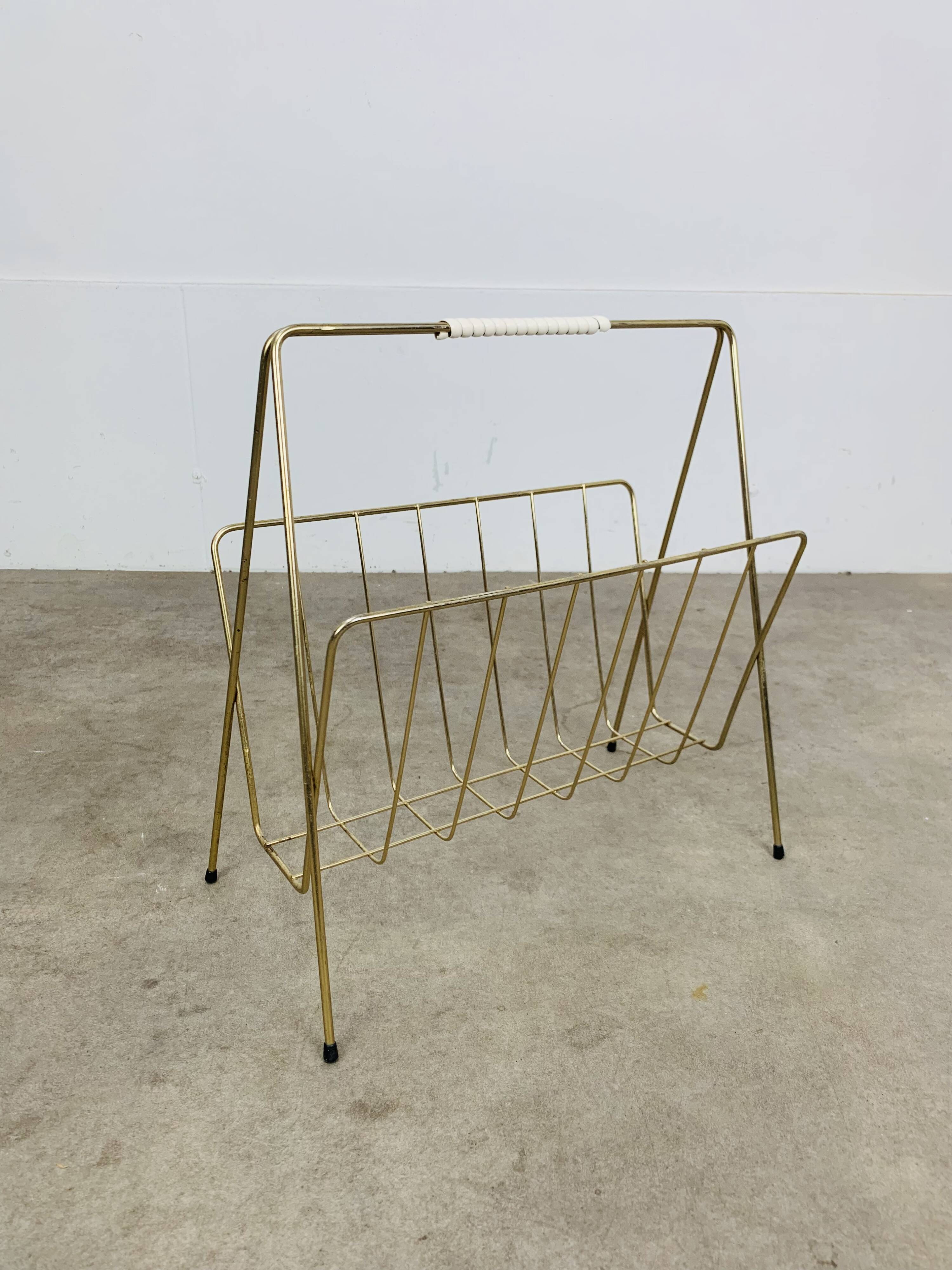 Porte-revue métal doré années 60