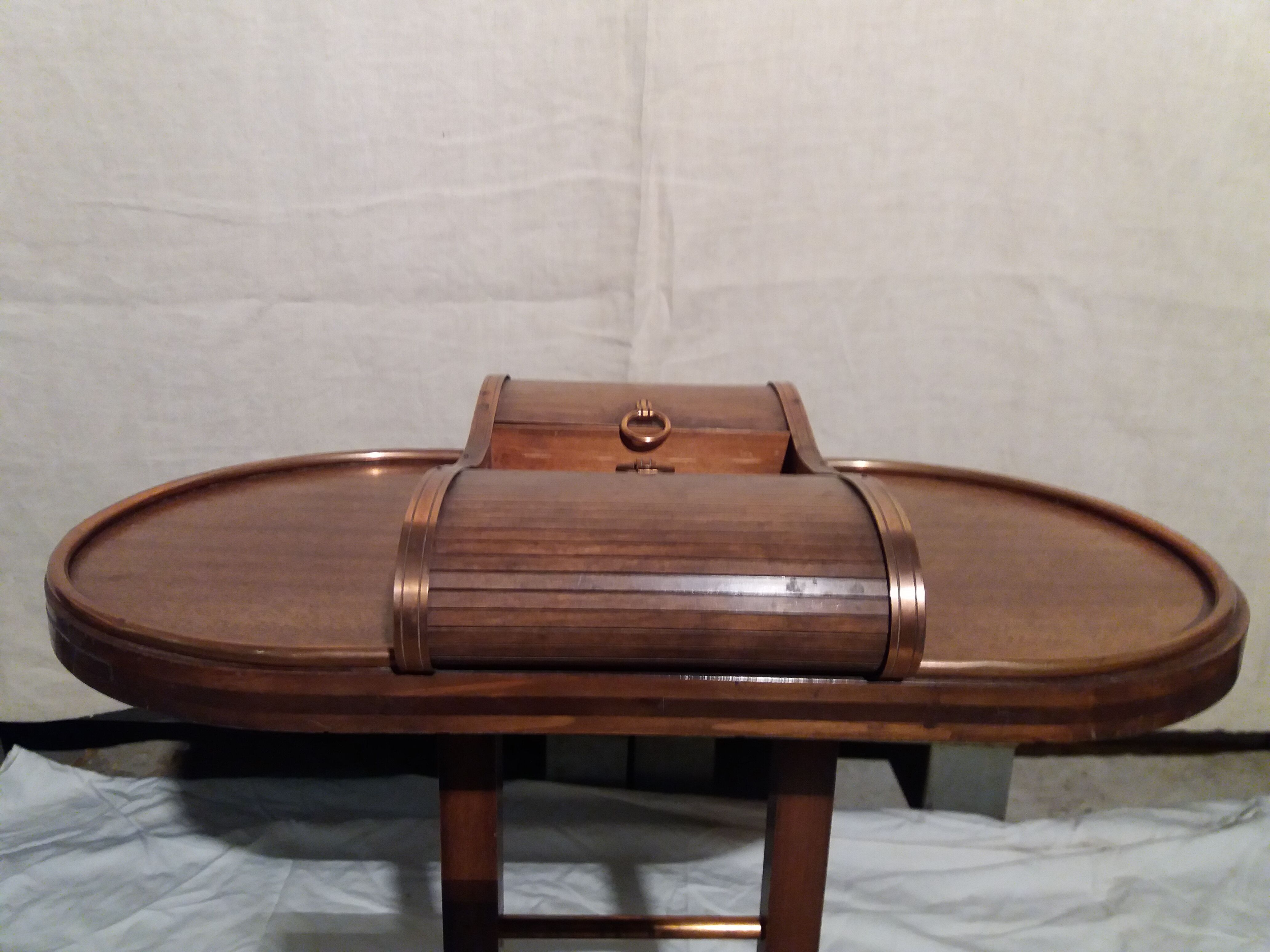 Table d'appoint des années 40