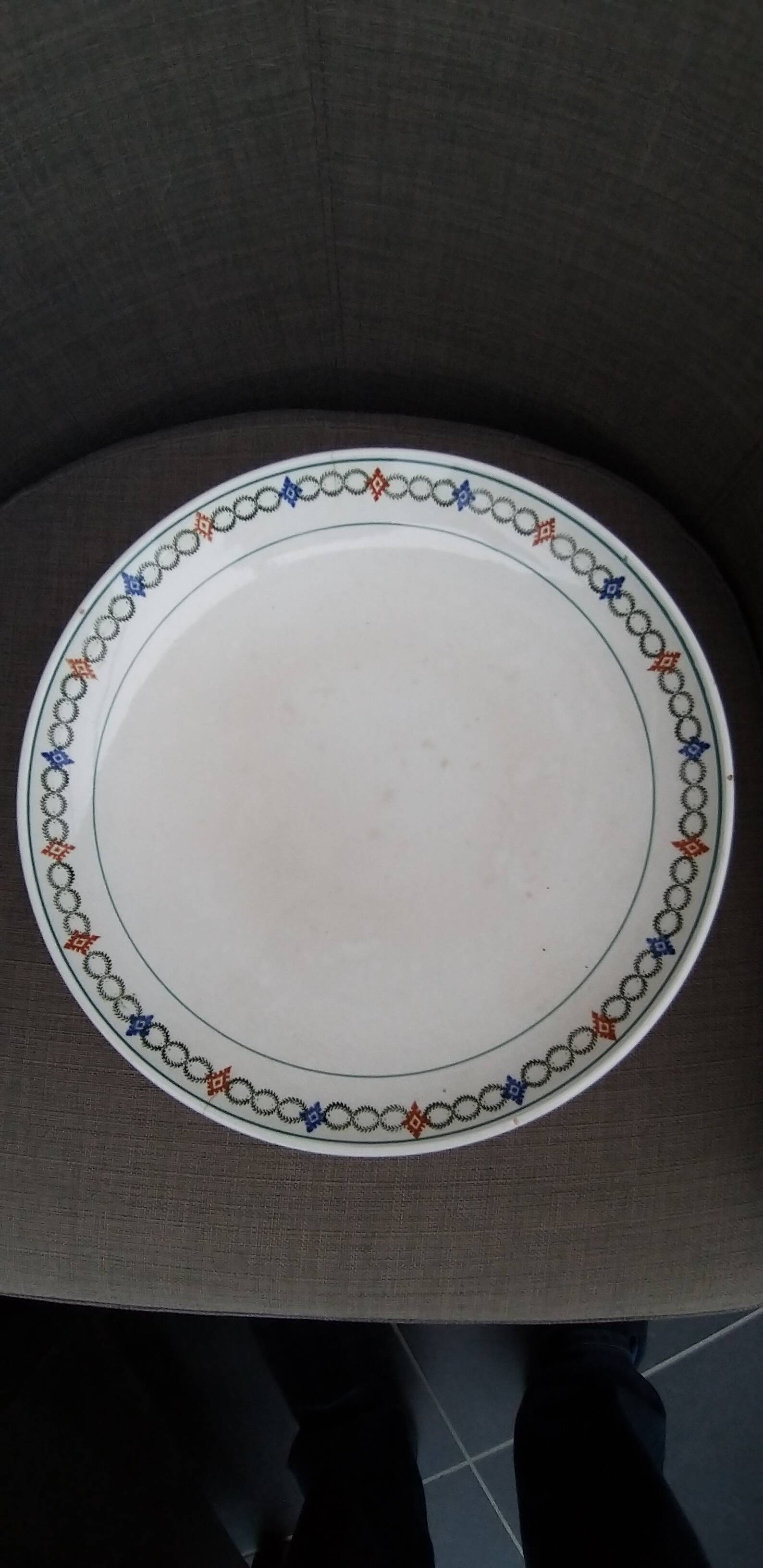 Saint amand stand bowl