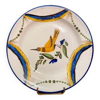 Large earthenware dish signed with bird decoration