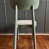 Thonet 118 vert olive