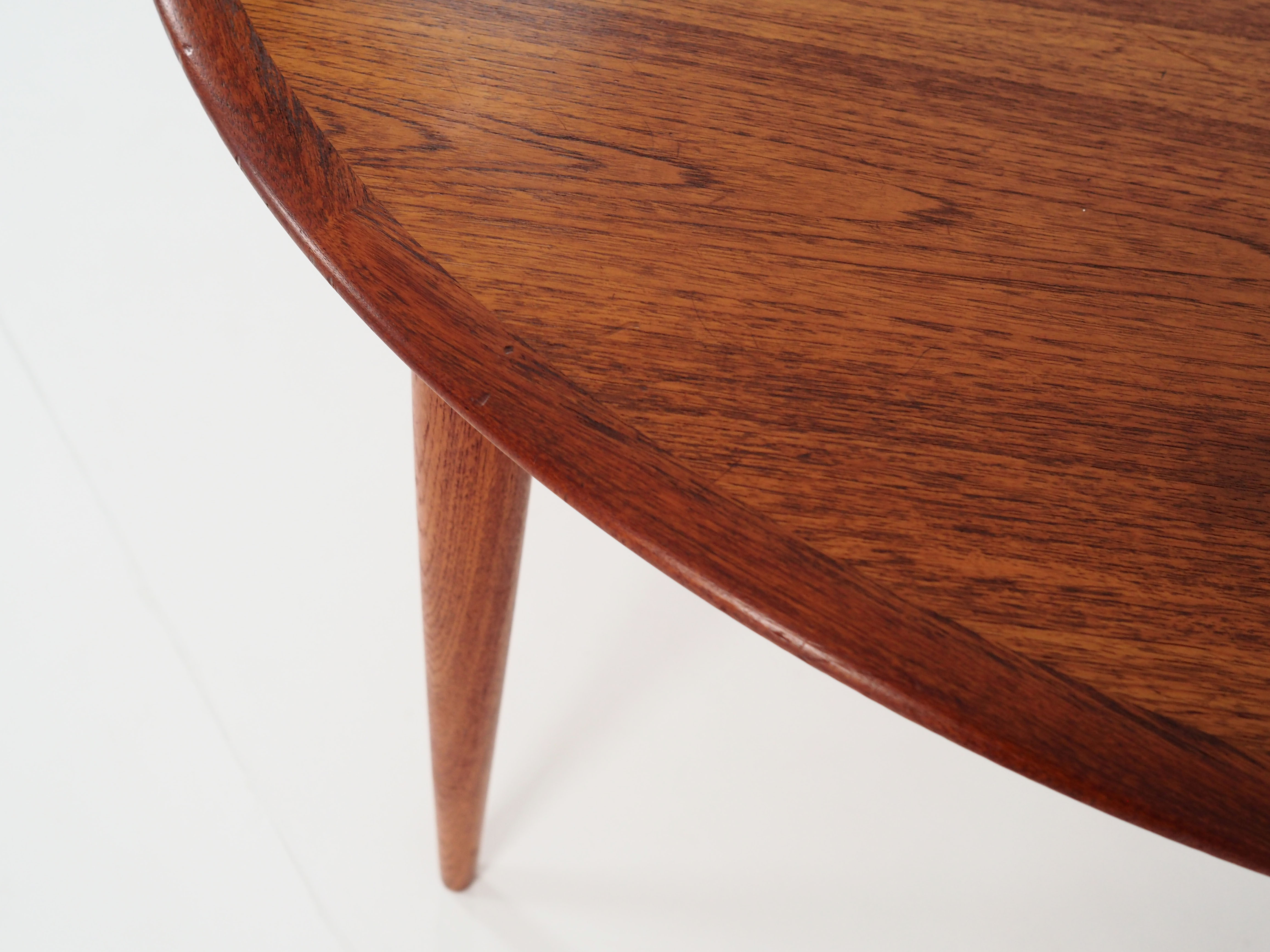 Round folding table, 1970s design