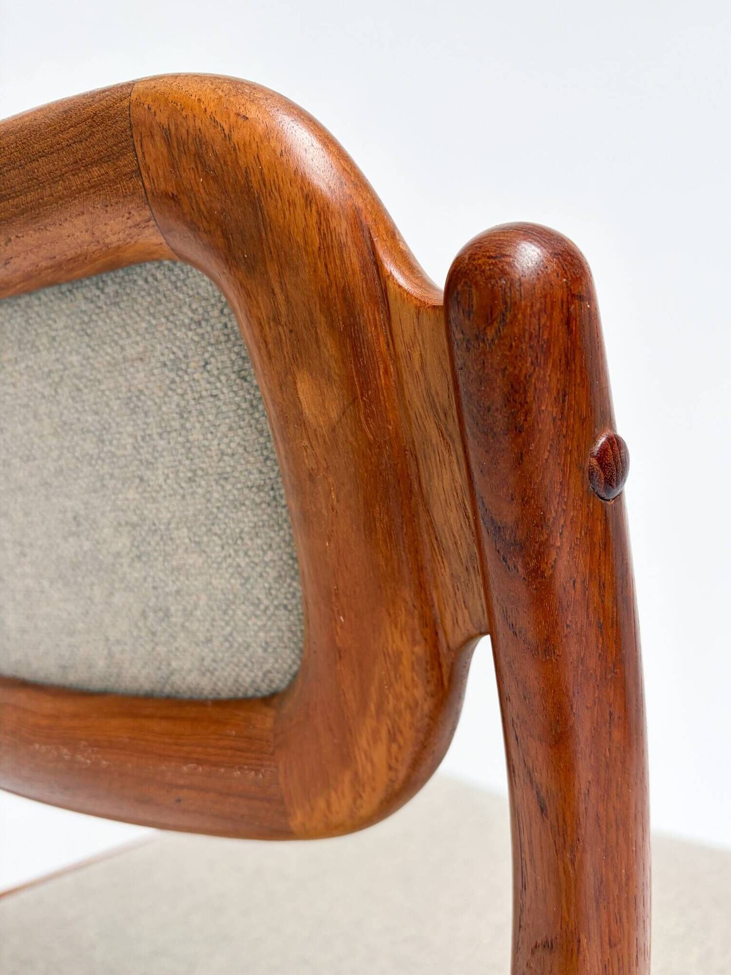 Set of 6 Danish design chairs by Johannes Andersen for Uldum, 1960s
