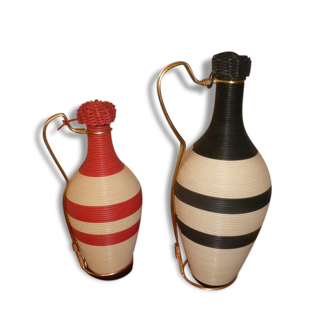 Lot de 2 bouteilles scoubidou 1960